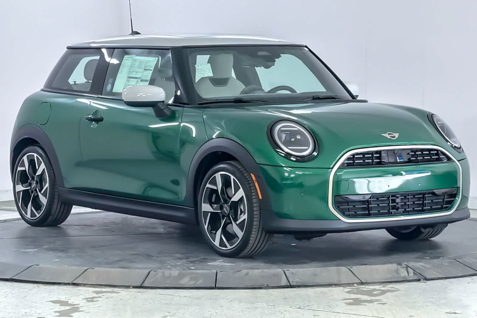Thumbnail: 2026 MINI Cooper Hardtop - 9