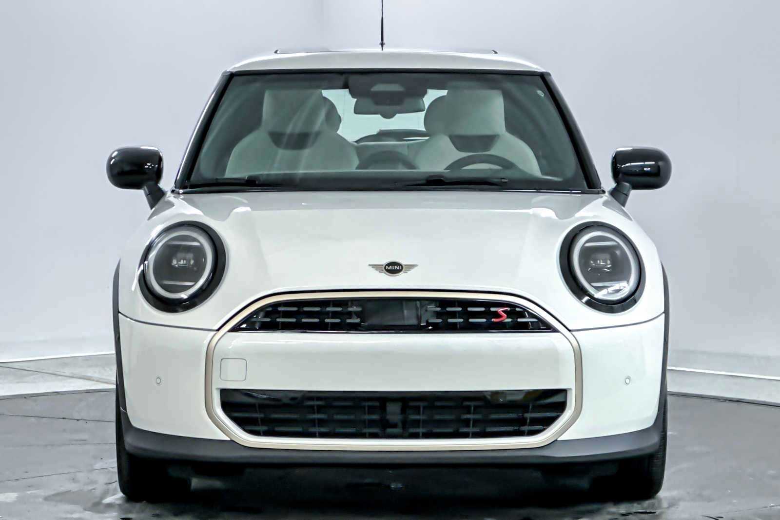 Thumbnail: 2025 MINI Cooper Hardtop - 10