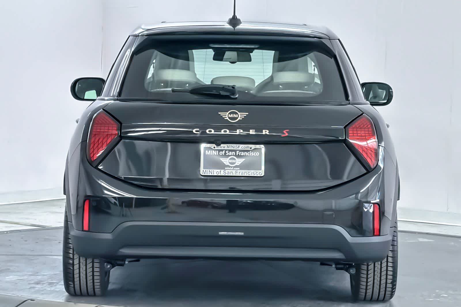 Thumbnail: 2026 MINI Cooper Hardtop - 7