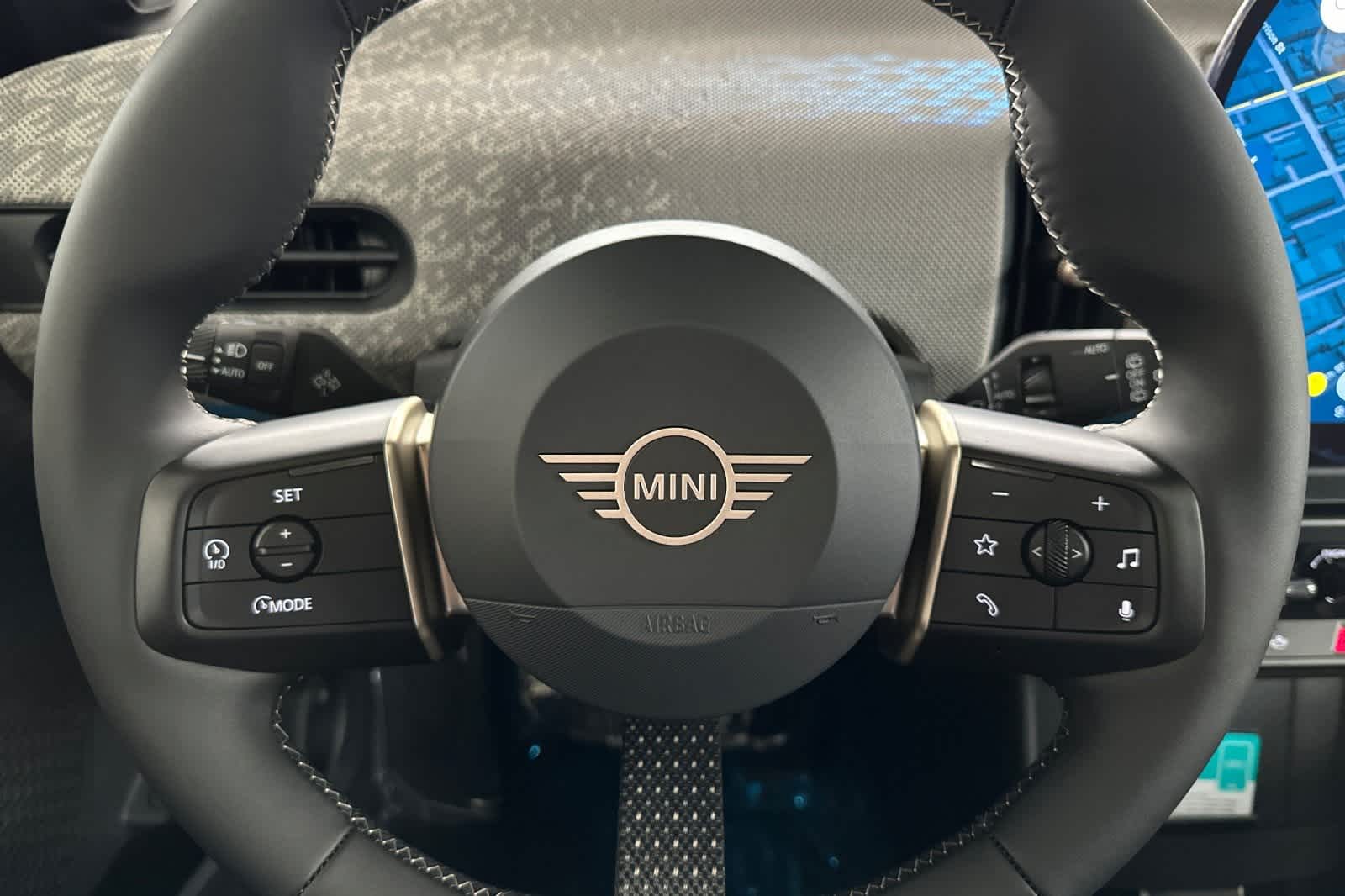 Thumbnail: 2026 MINI Cooper Hardtop - 24