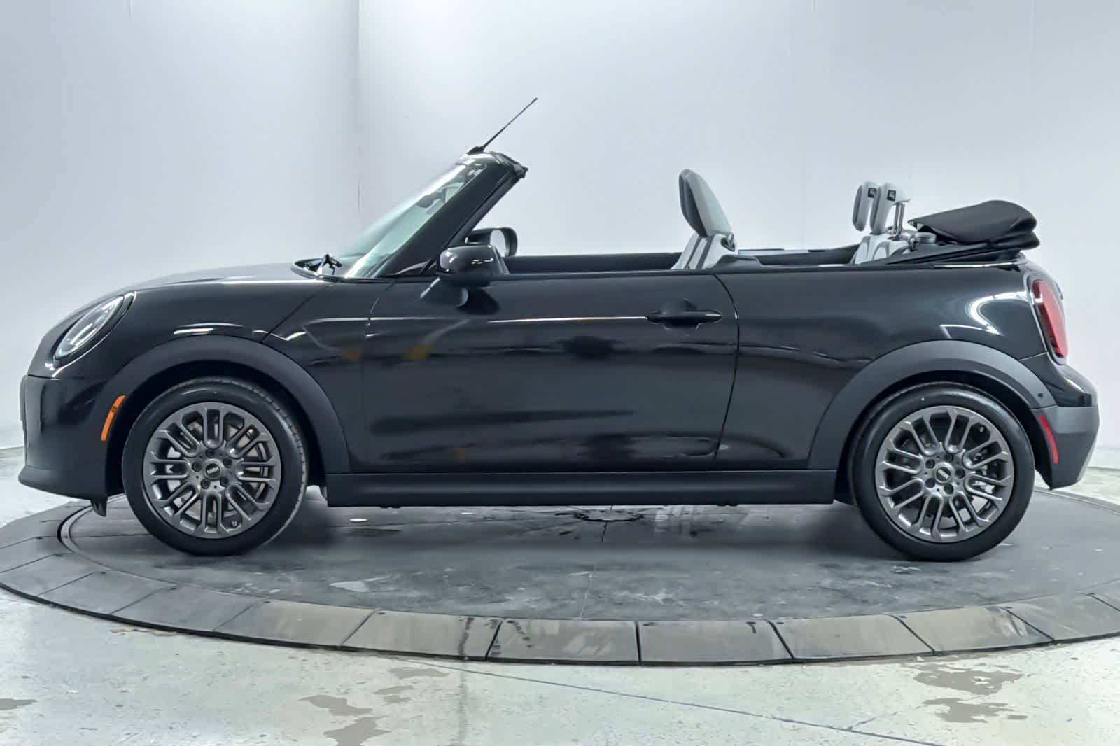 Thumbnail: 2026 MINI Cooper Convertible - 5