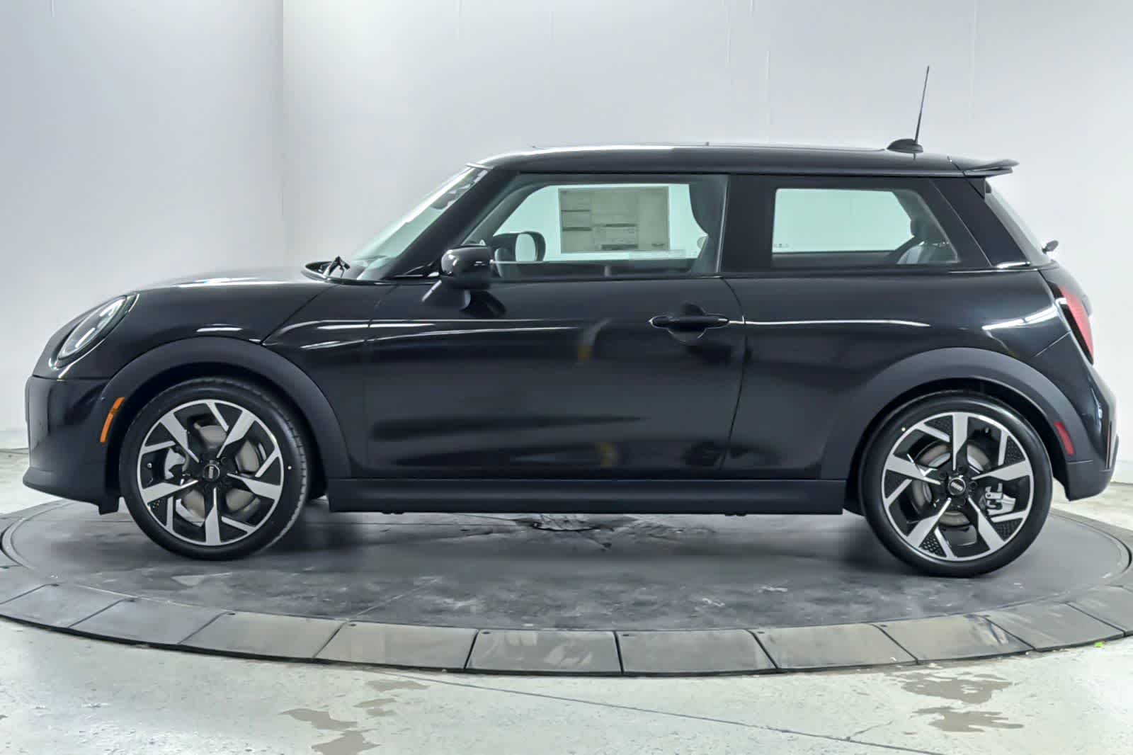 Thumbnail: 2026 MINI Cooper Hardtop - 5