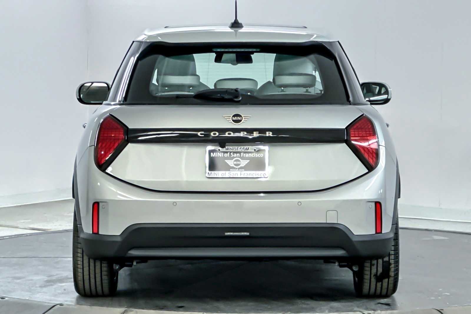 Thumbnail: 2026 MINI Cooper Hardtop - 7