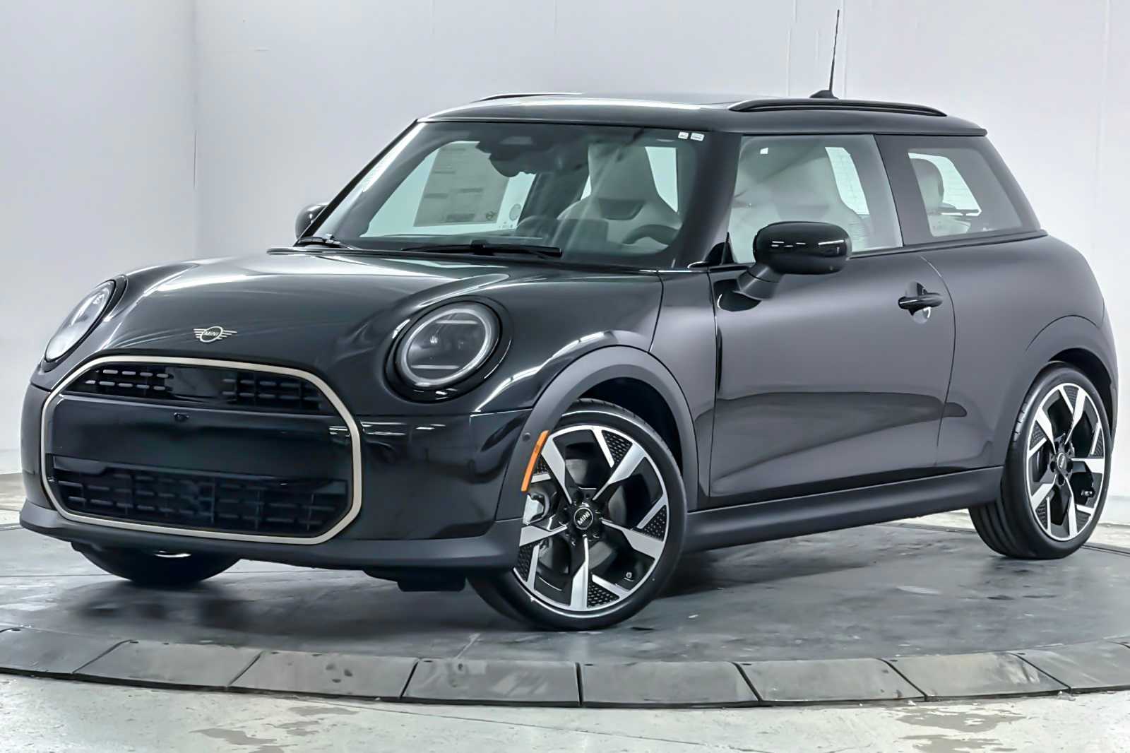 Thumbnail: 2026 MINI Cooper Hardtop - 1