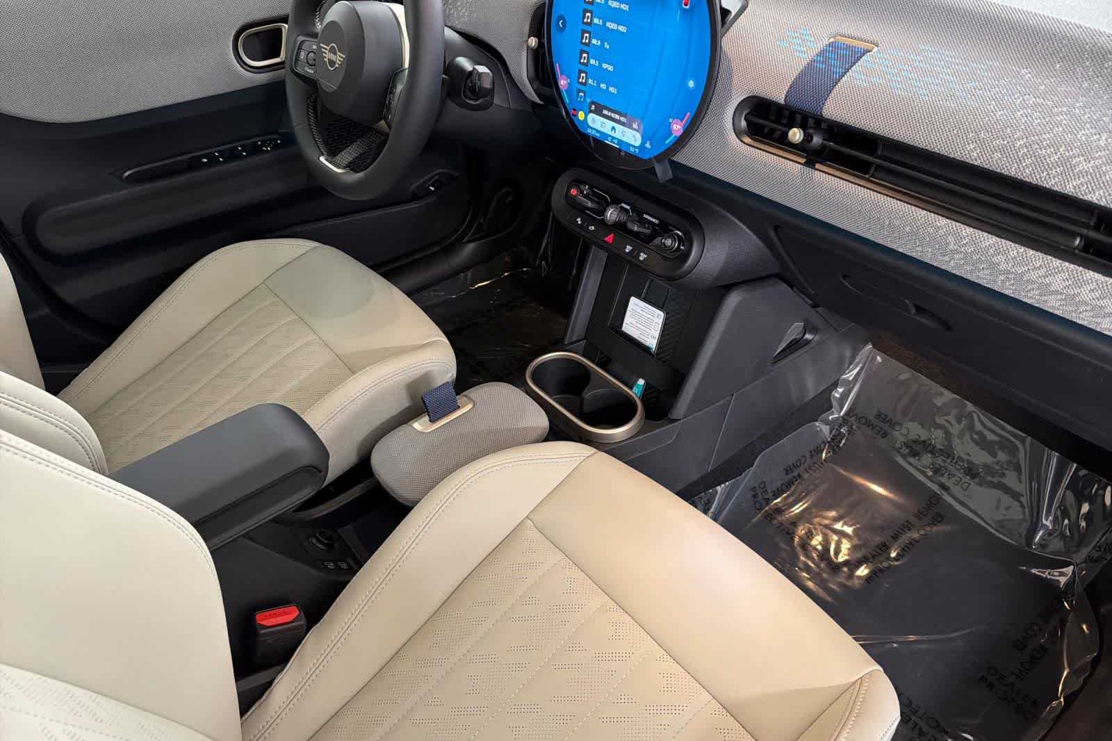 Thumbnail: 2026 MINI Cooper Hardtop - 16