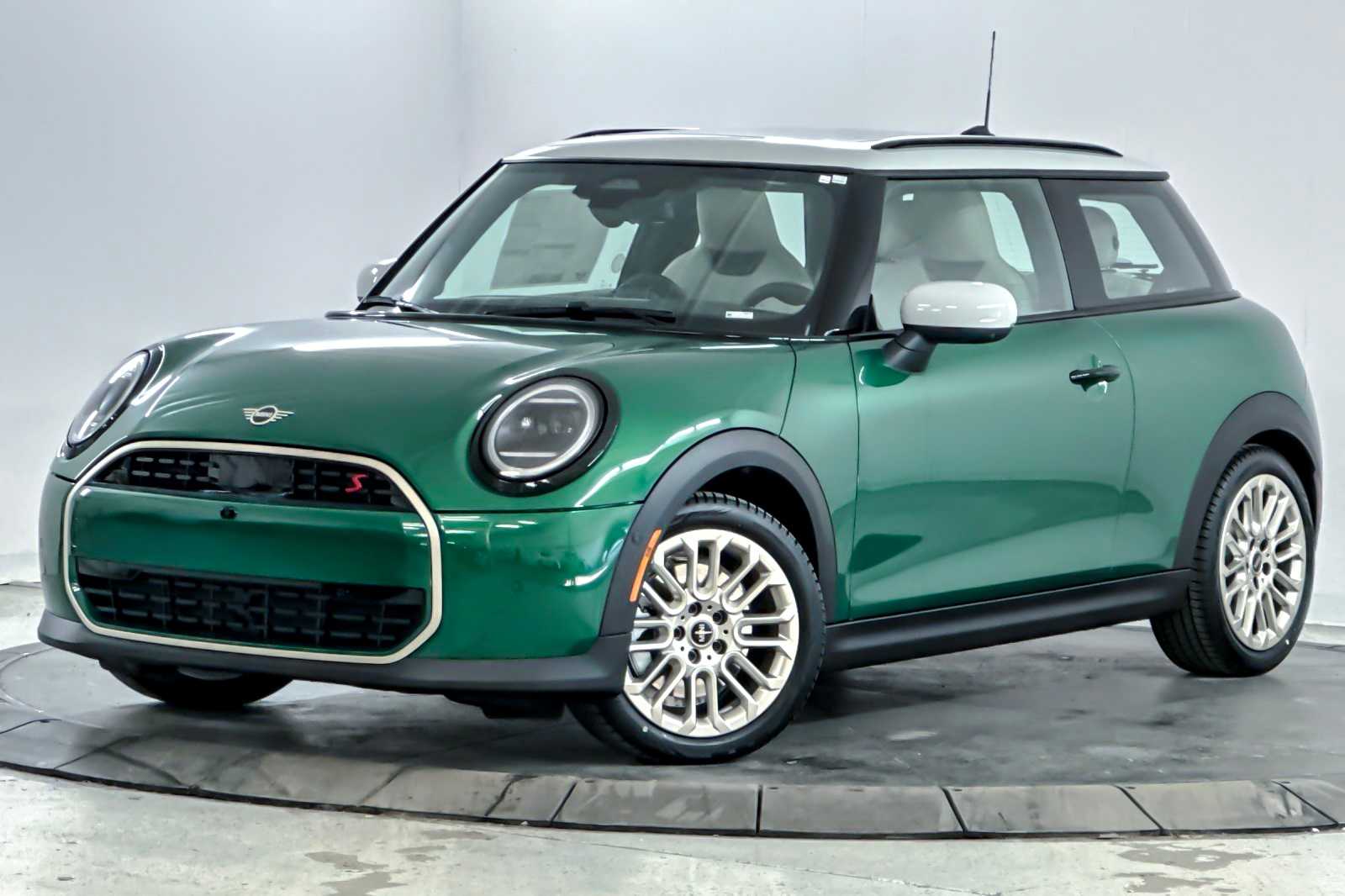 Thumbnail: 2026 MINI Cooper Hardtop - 1