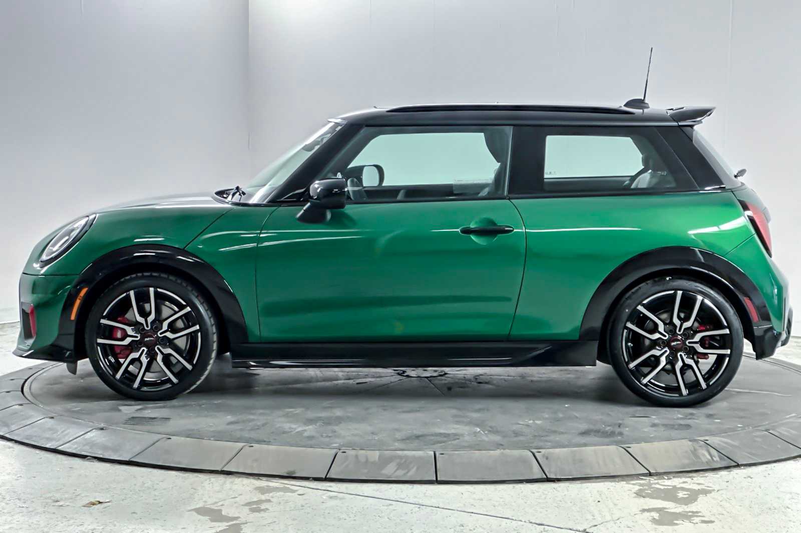 Thumbnail: 2026 MINI Cooper Hardtop - 5