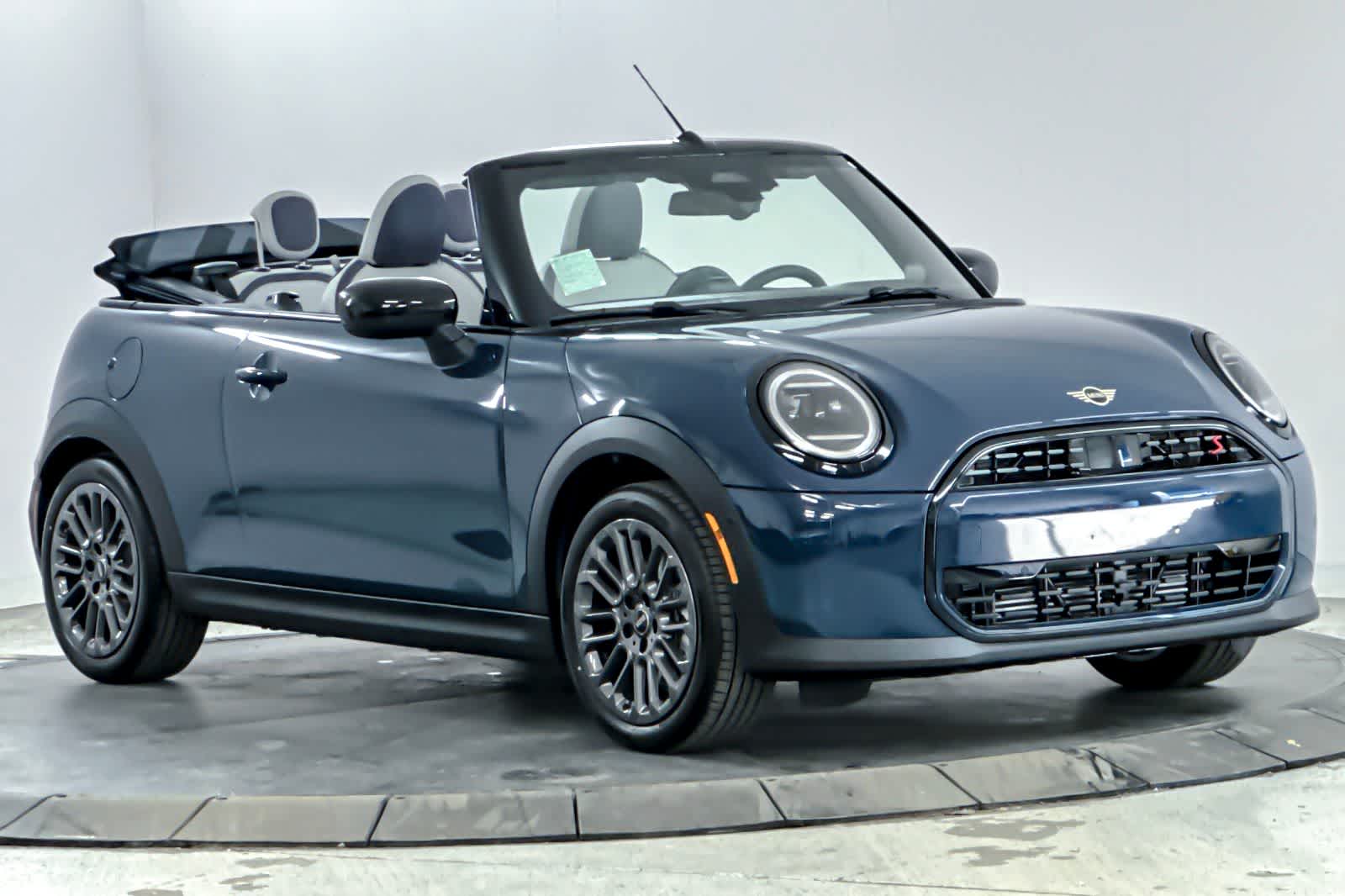 Thumbnail: 2026 MINI Cooper Convertible - 9