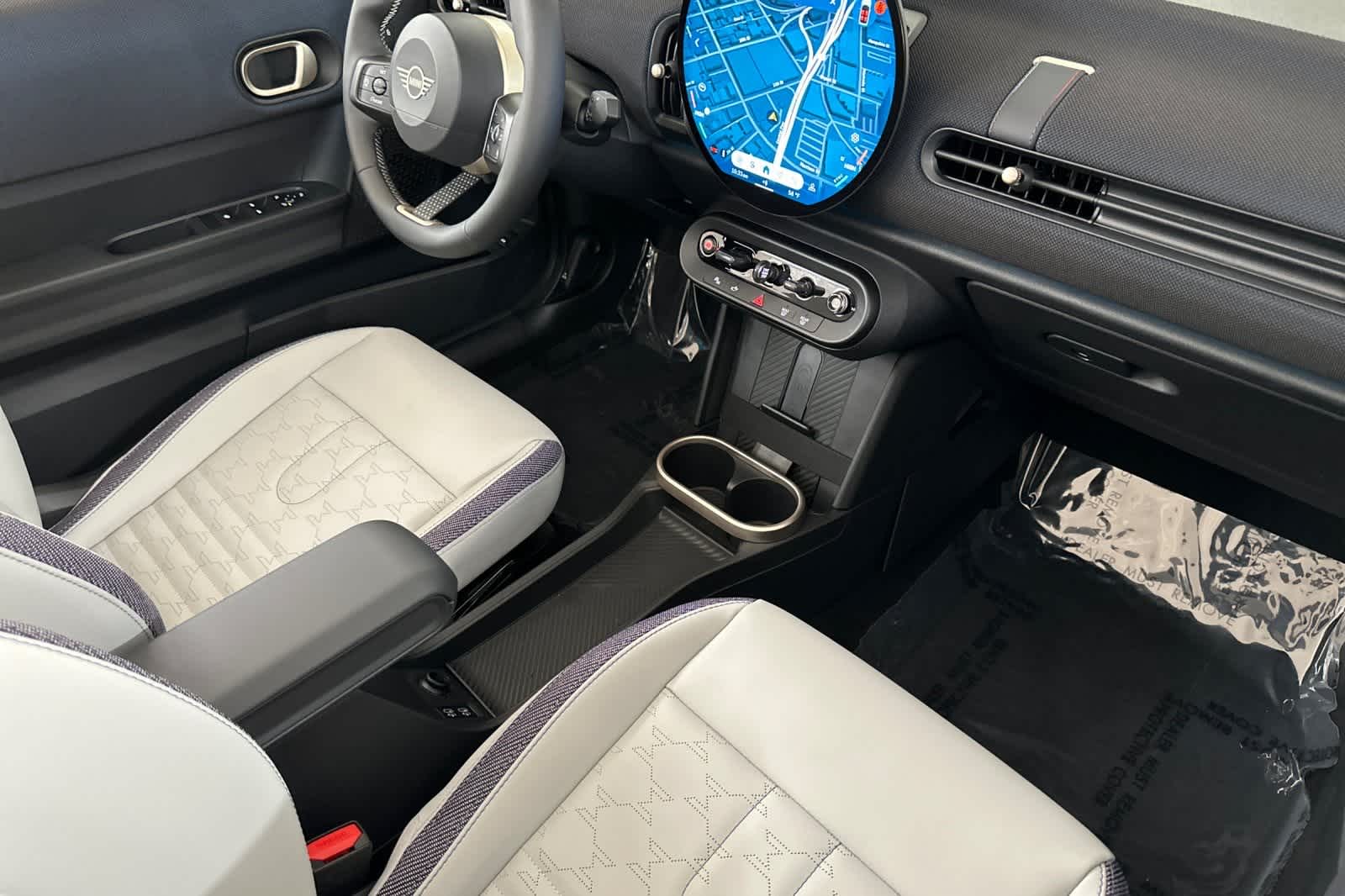 Thumbnail: 2026 MINI Cooper Convertible - 18