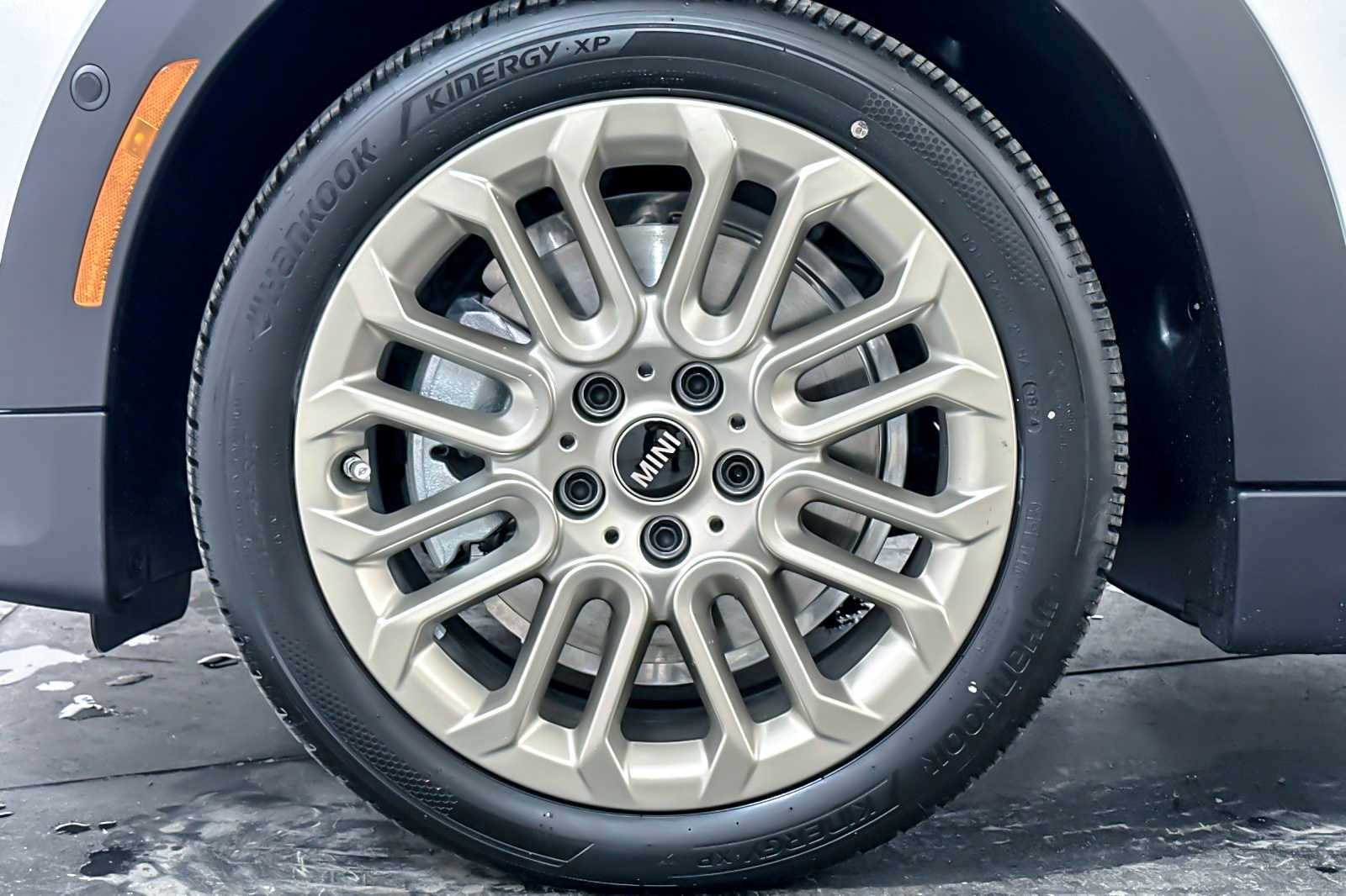 Thumbnail: 2025 MINI Cooper Hardtop - 25