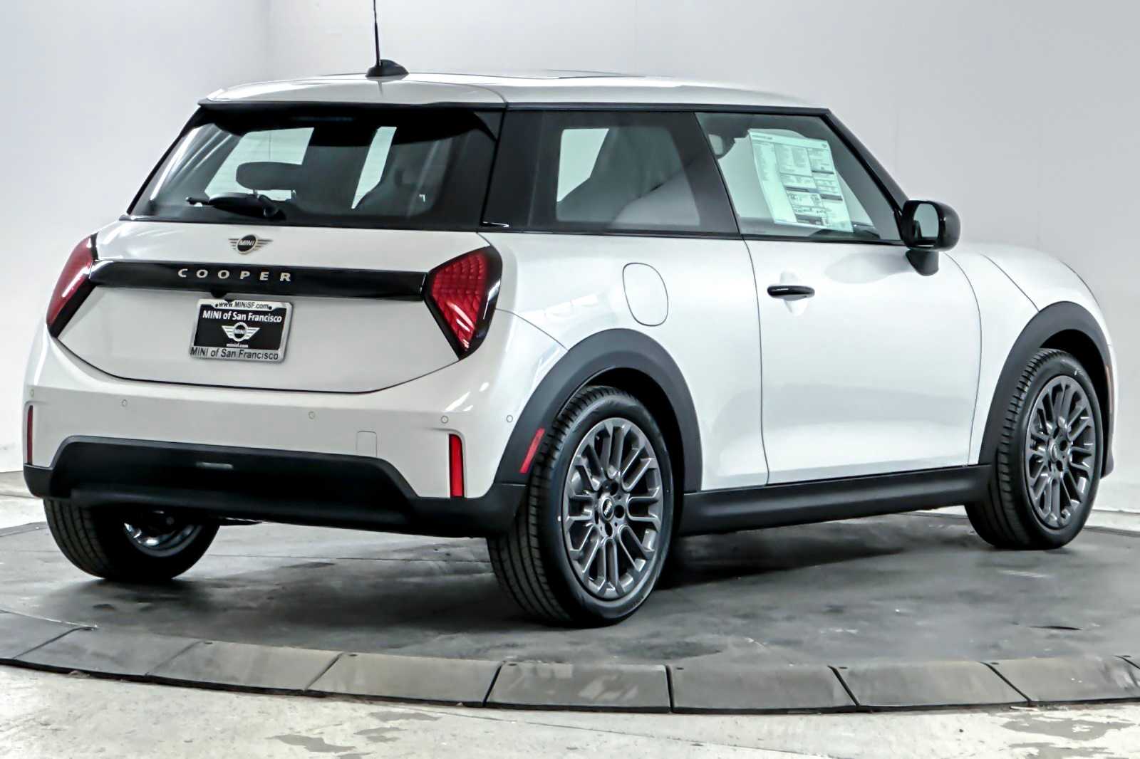 Thumbnail: 2026 MINI Cooper Hardtop - 2