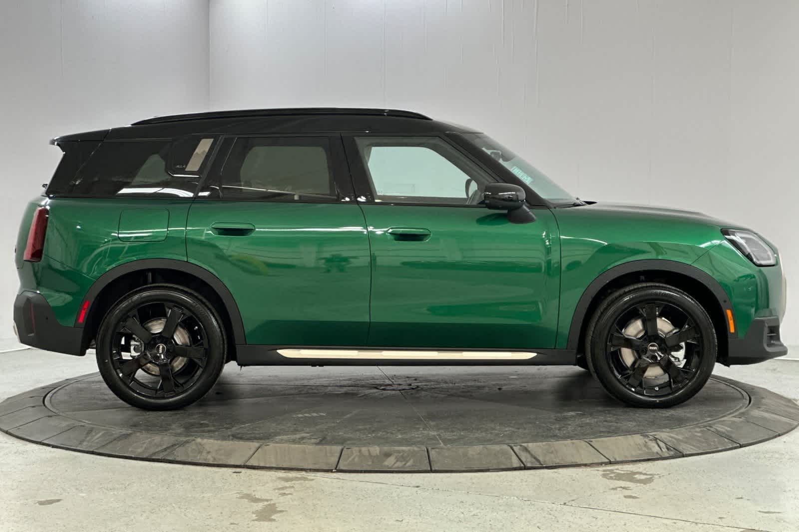 2025 MINI Cooper Countryman S 8