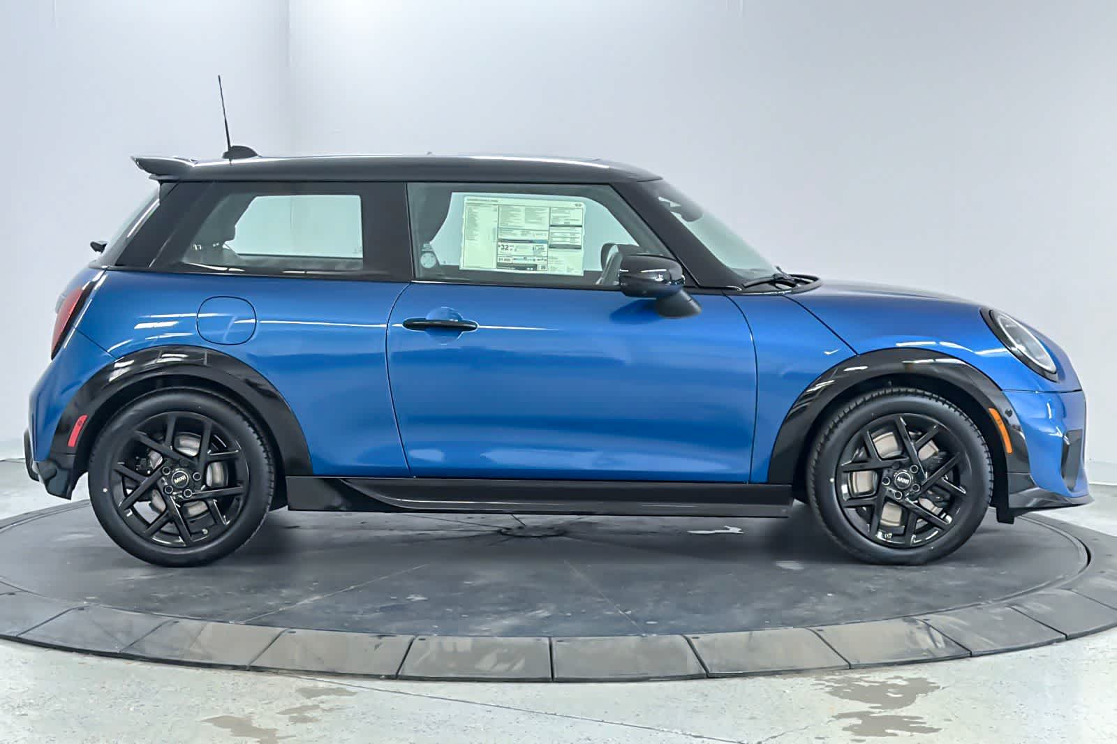 Thumbnail: 2026 MINI Cooper Hardtop - 8