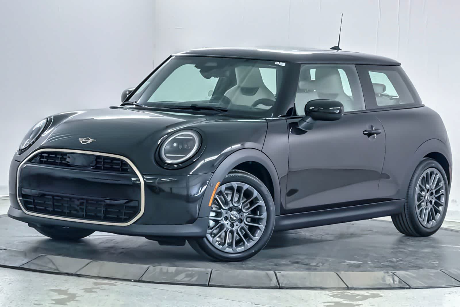 Thumbnail: 2026 MINI Cooper Hardtop - 1