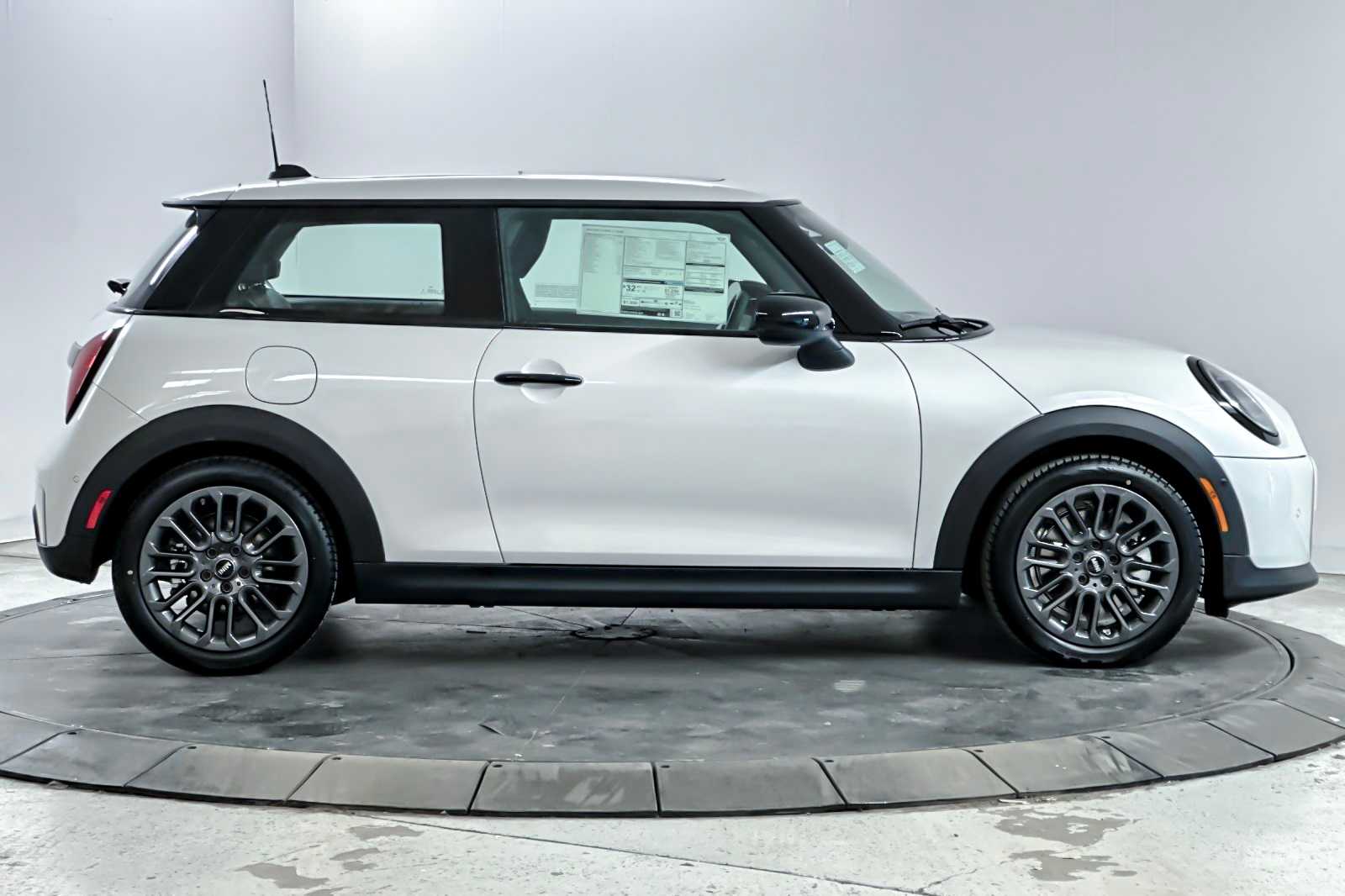 Thumbnail: 2026 MINI Cooper Hardtop - 8