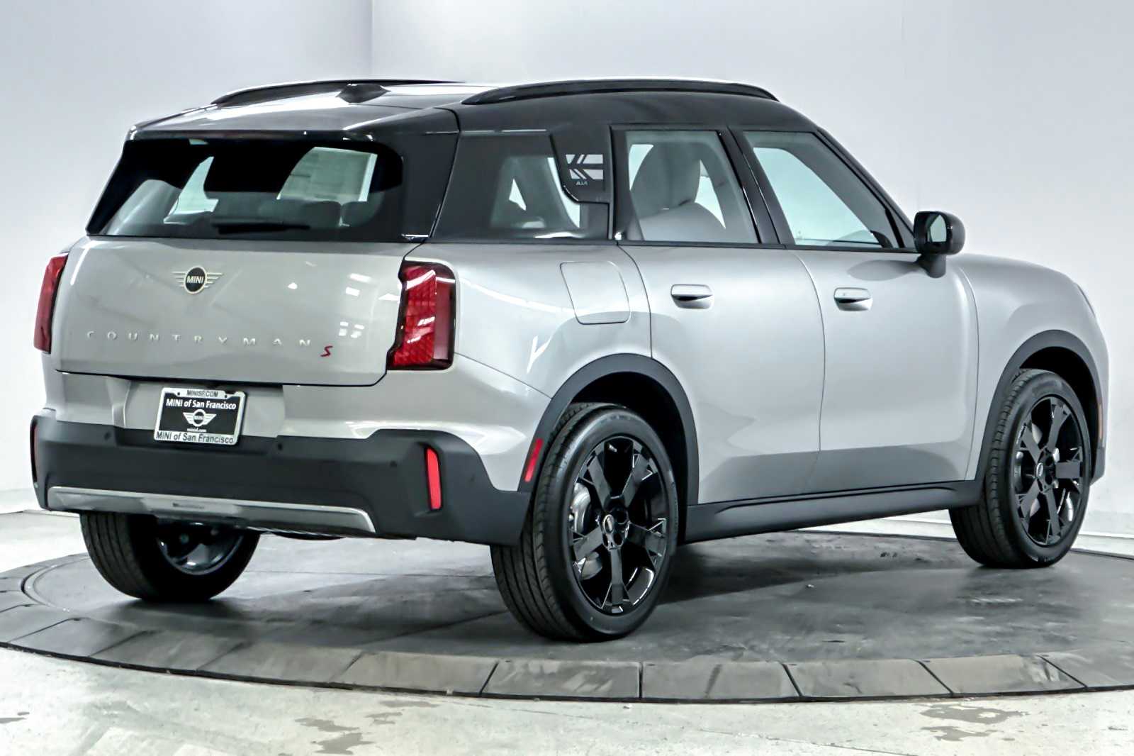 Thumbnail: 2025 MINI Cooper Countryman - 2