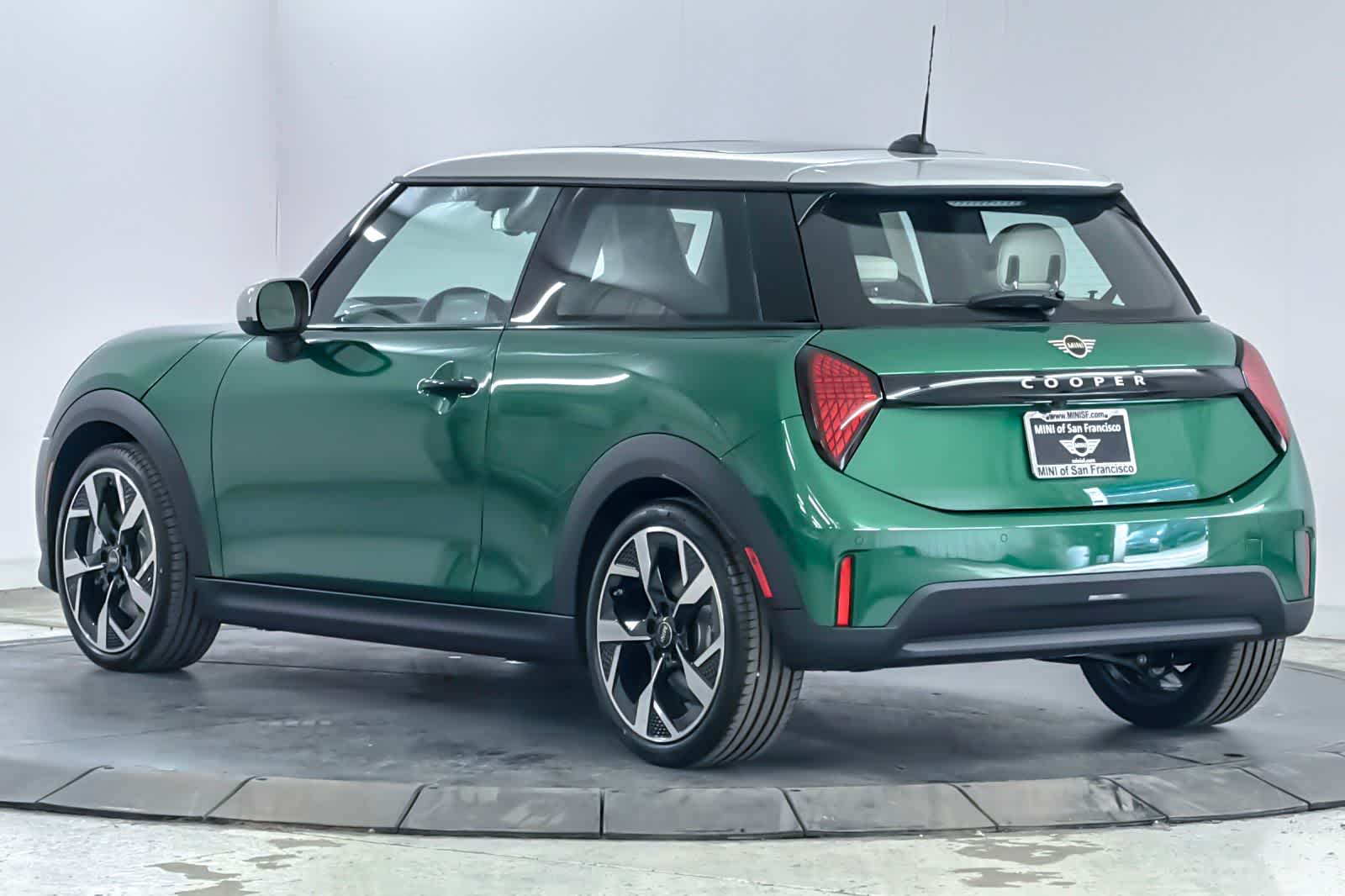 Thumbnail: 2026 MINI Cooper Hardtop - 6