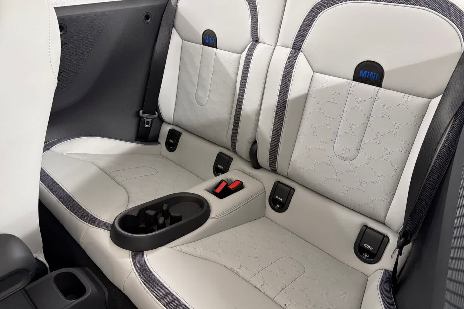 Thumbnail: 2026 MINI Cooper Convertible - 4