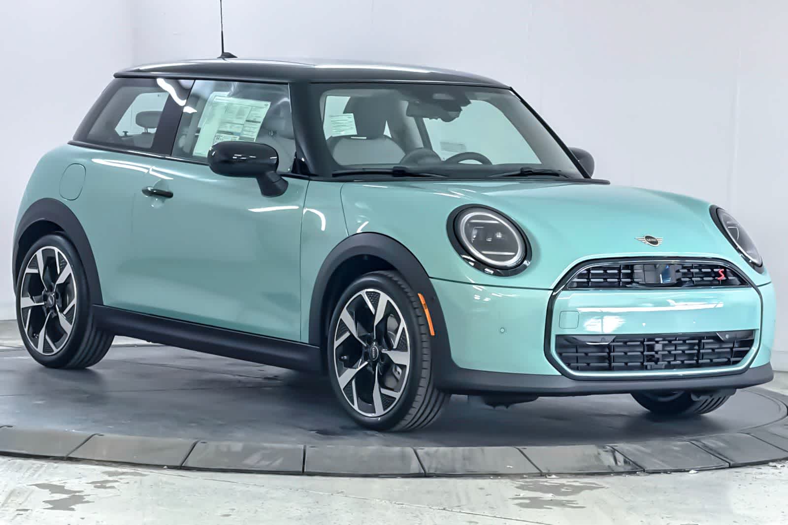 Thumbnail: 2026 MINI Cooper Hardtop - 9
