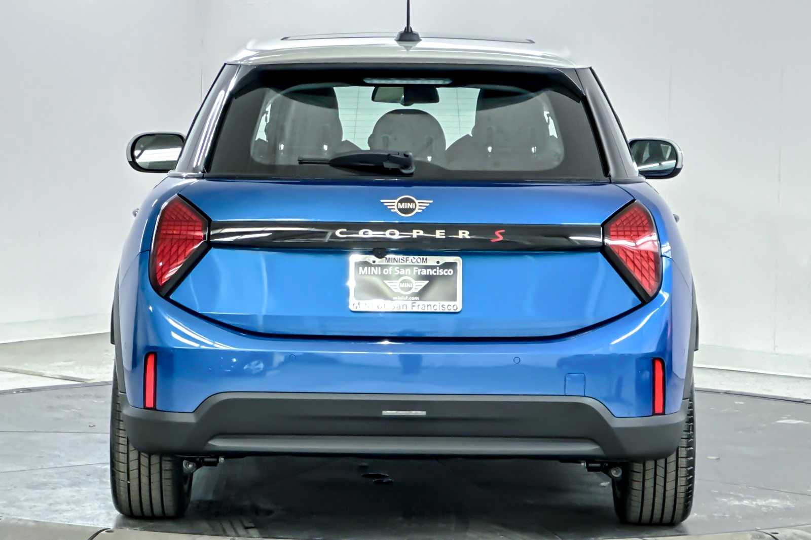 Thumbnail: 2026 MINI Cooper Hardtop - 7