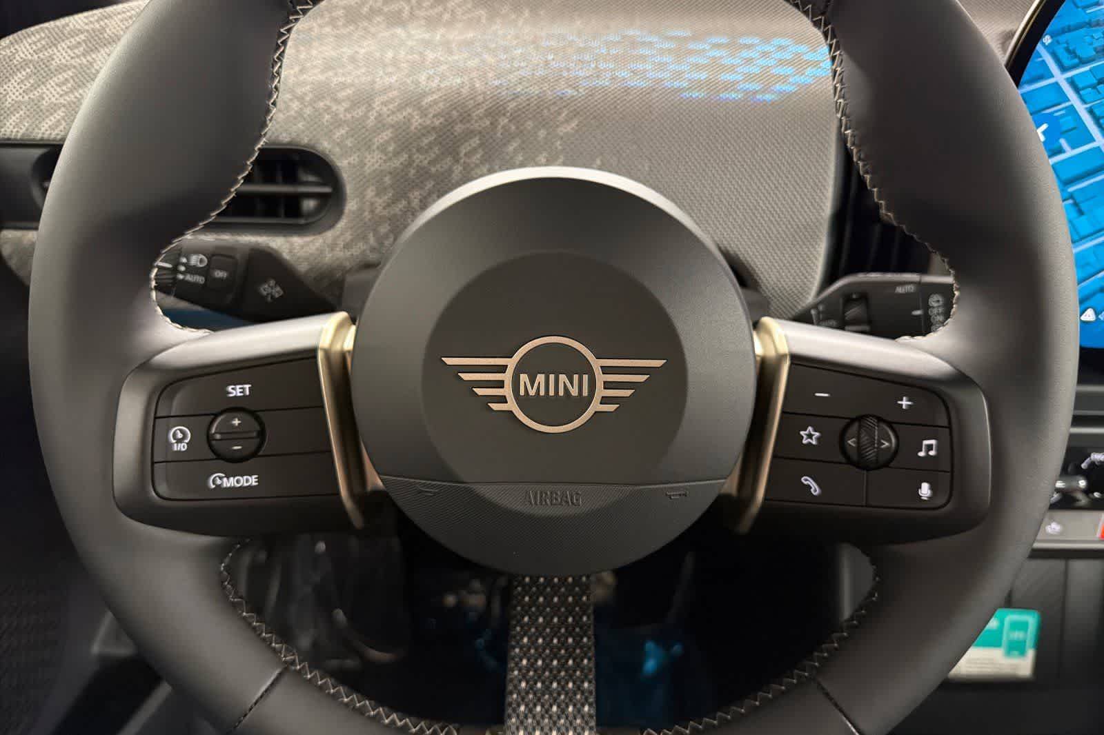 Thumbnail: 2026 MINI Cooper Hardtop - 24