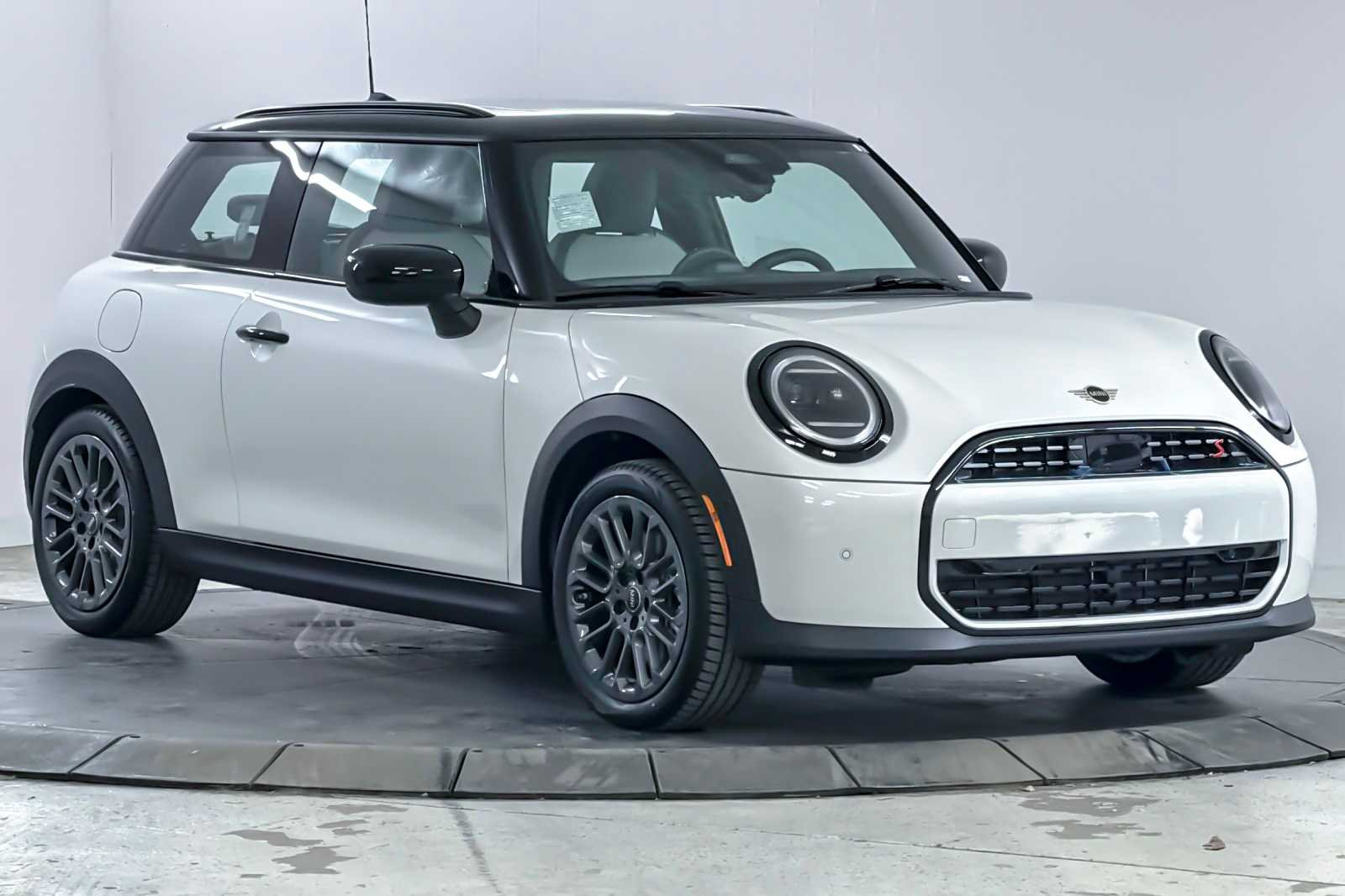 Thumbnail: 2026 MINI Cooper Hardtop - 9