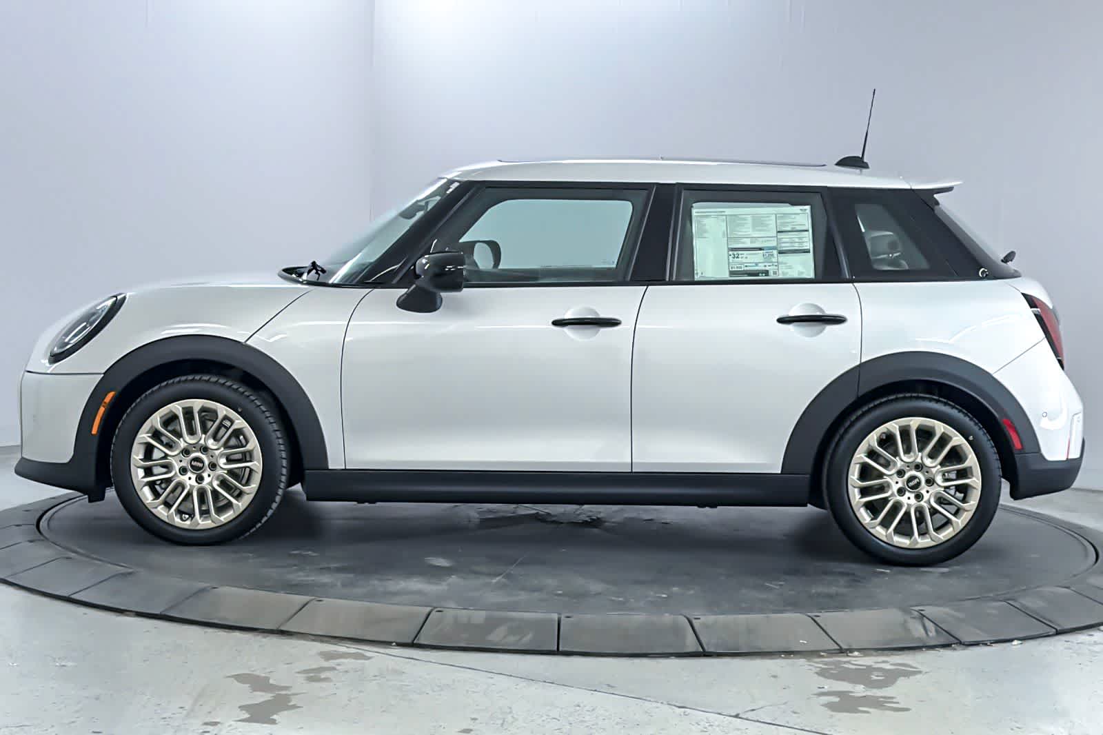 Thumbnail: 2026 MINI Cooper Hardtop - 5