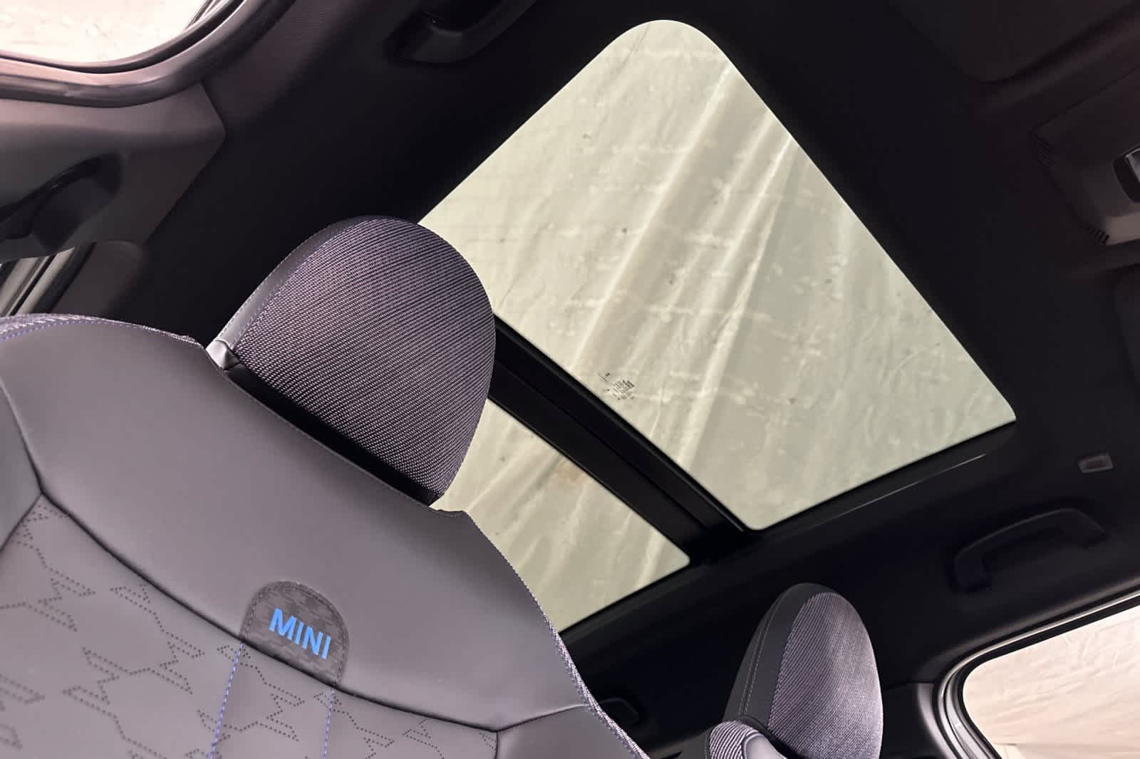 Thumbnail: 2025 MINI Cooper Countryman - 17