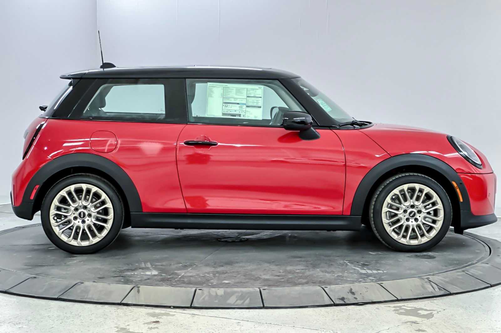 2025 MINI Cooper Hardtop 2 Door 8