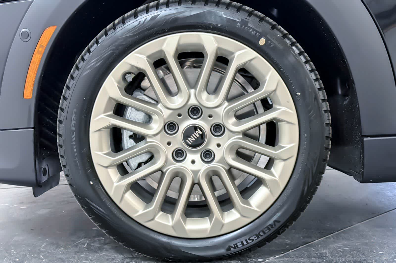 Thumbnail: 2026 MINI Cooper Hardtop - 24