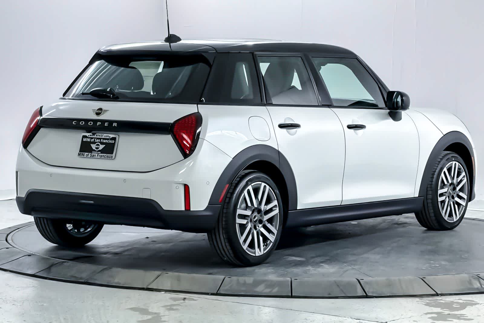 2026 MINI Hardtop 4 Door