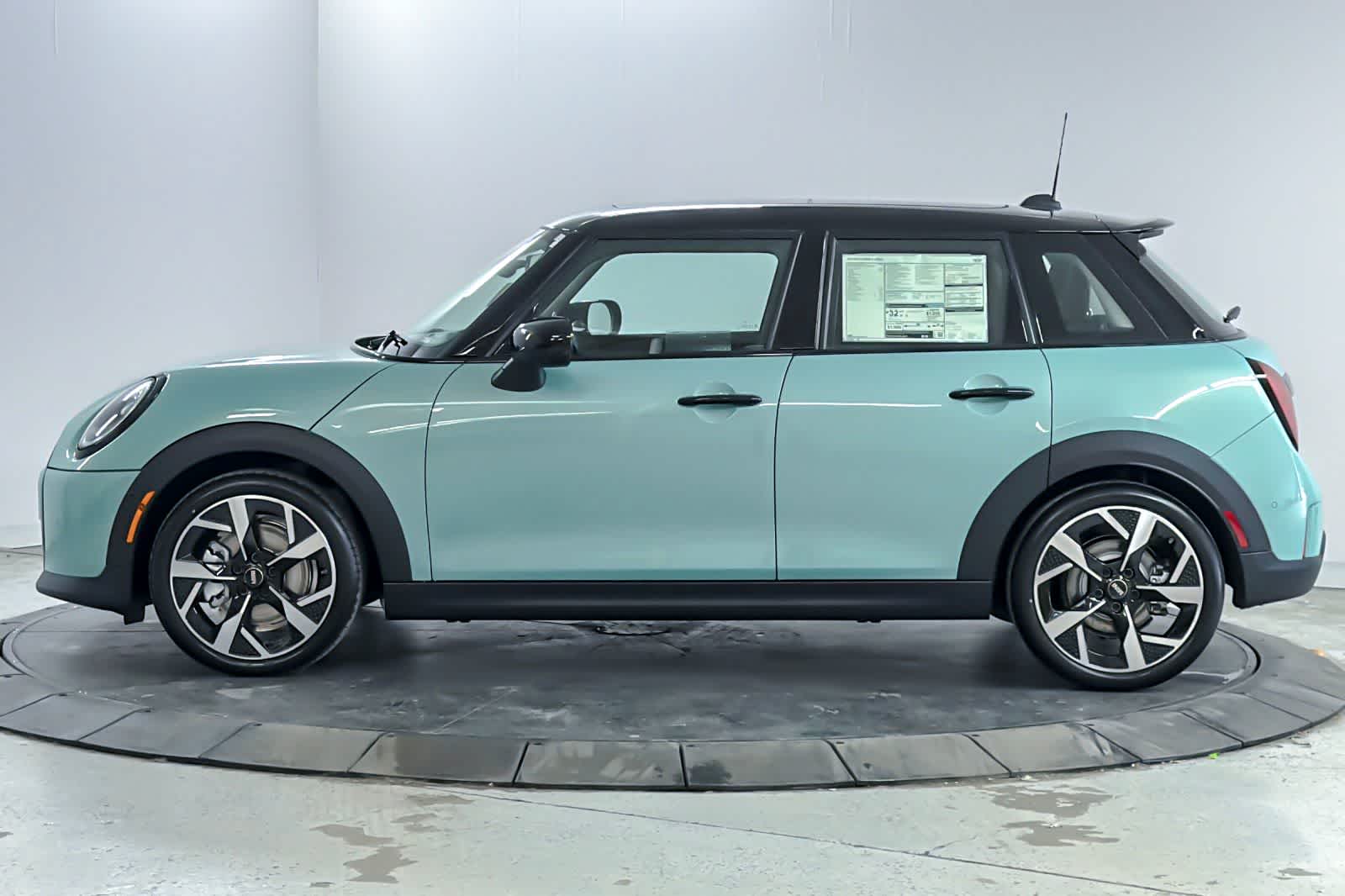 Thumbnail: 2026 MINI Cooper Hardtop - 5