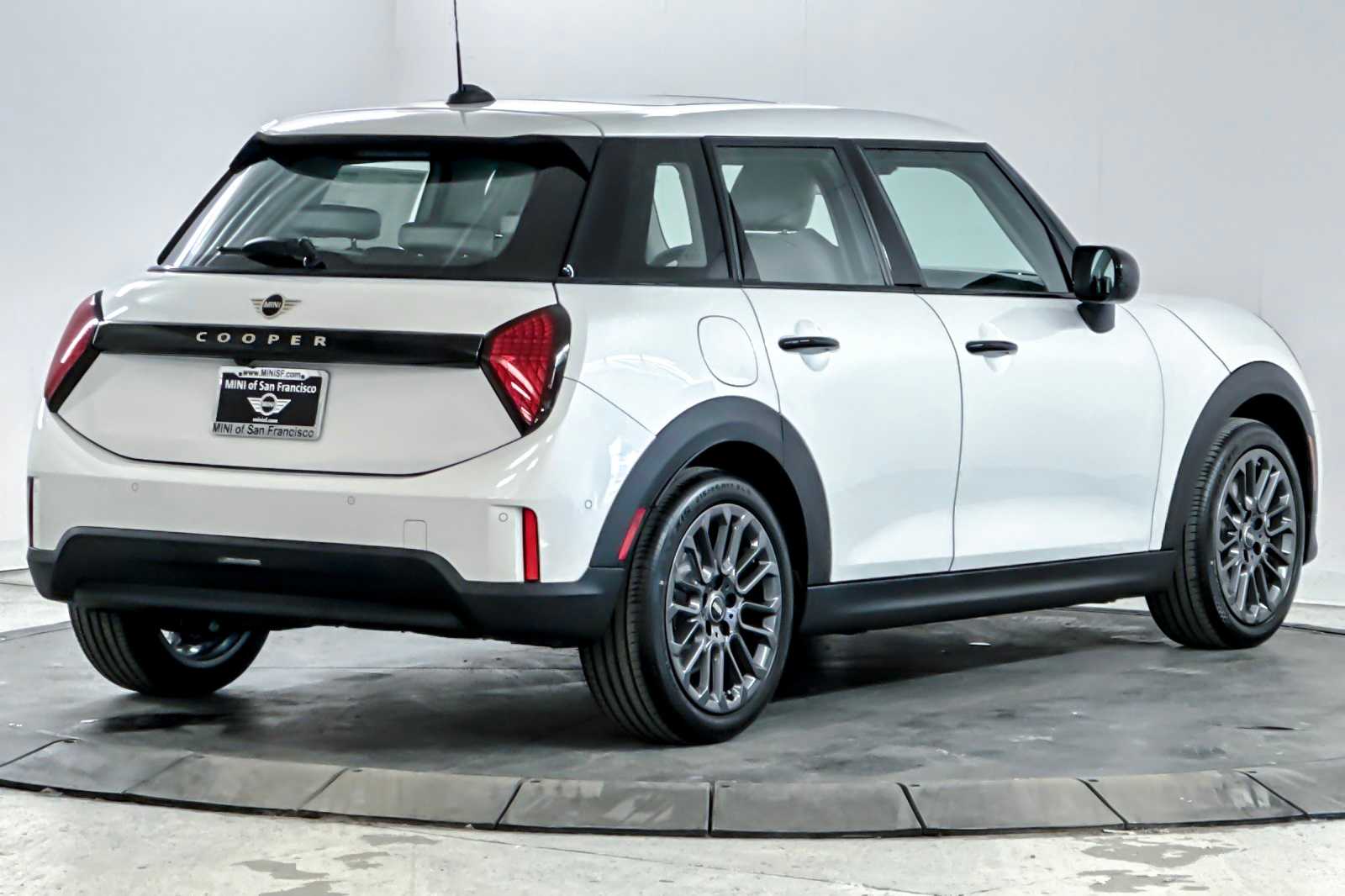 Thumbnail: 2026 MINI Cooper Hardtop - 2