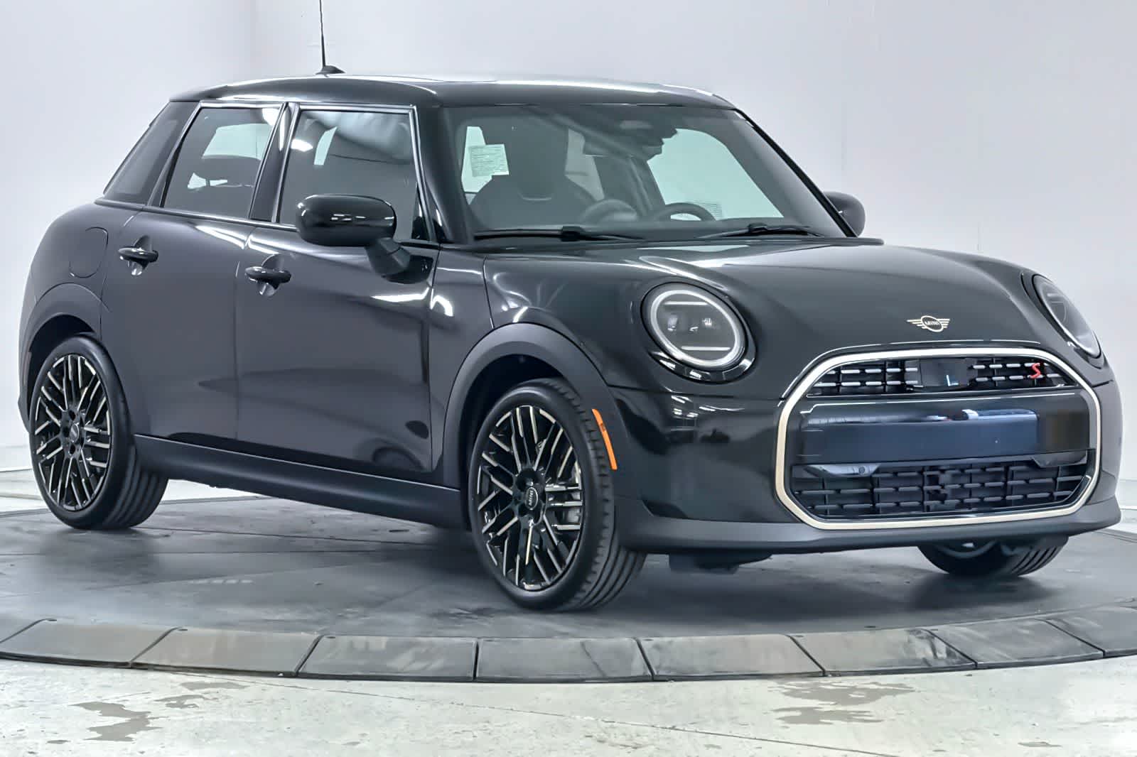 Thumbnail: 2026 MINI Cooper Hardtop - 9