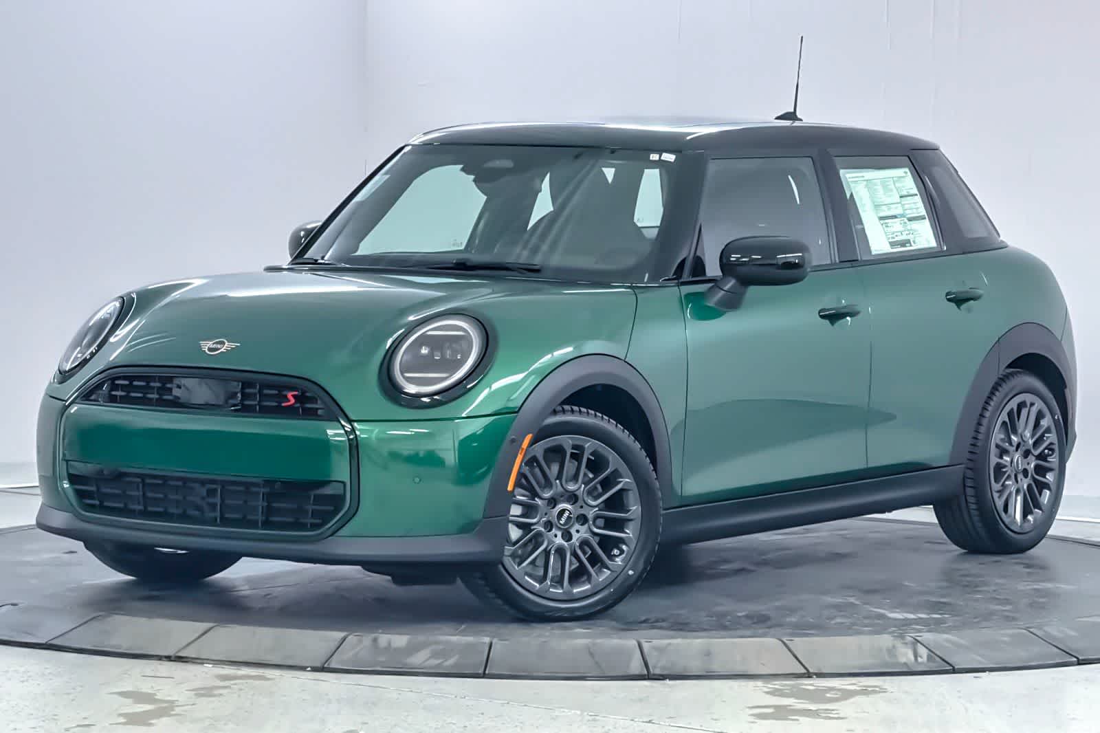 Thumbnail: 2026 MINI Cooper Hardtop - 1