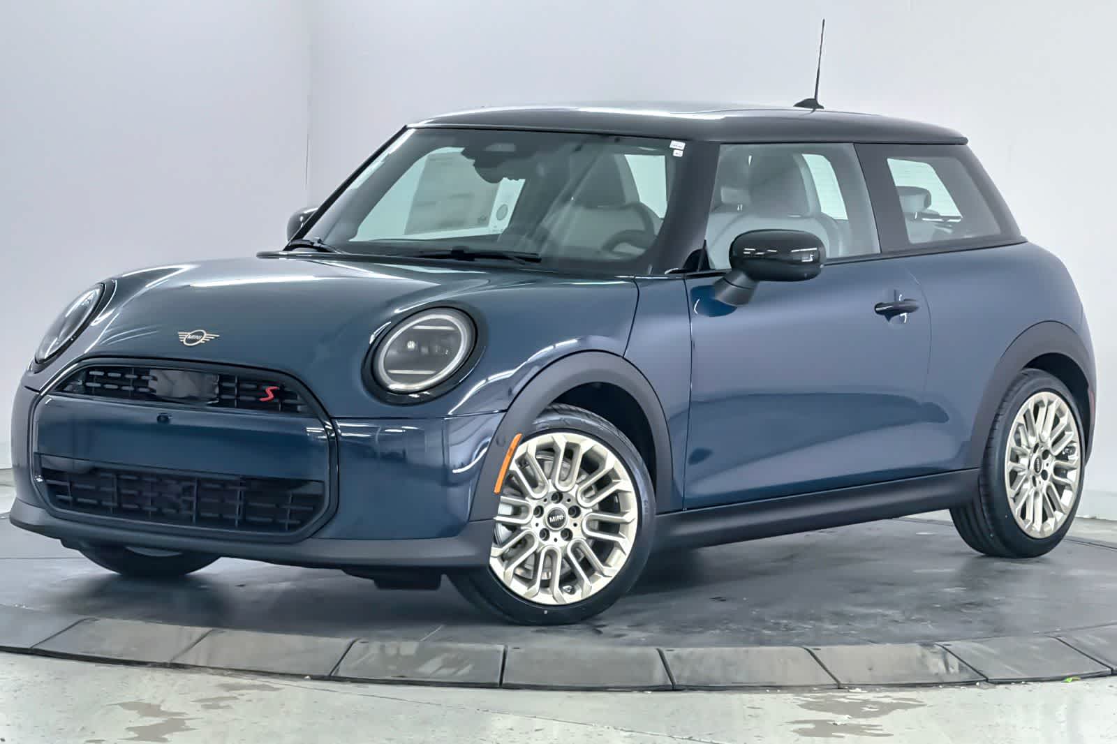 Thumbnail: 2026 MINI Cooper Hardtop - 1