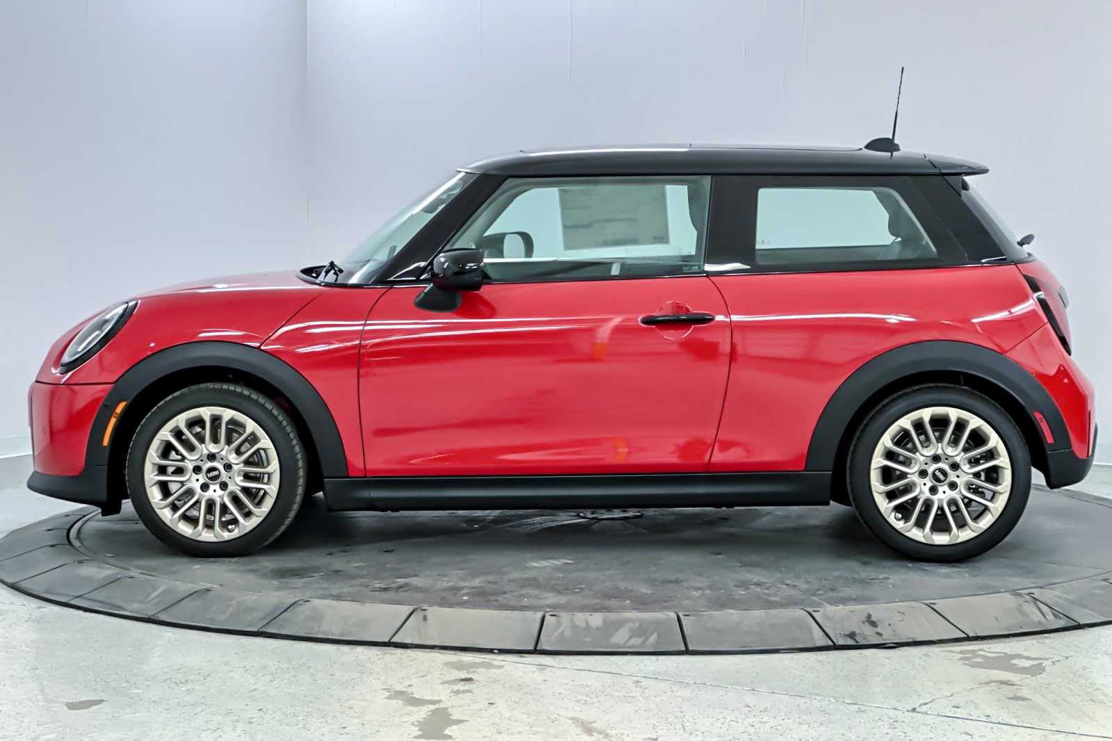 2025 MINI Cooper Hardtop 2 Door 5