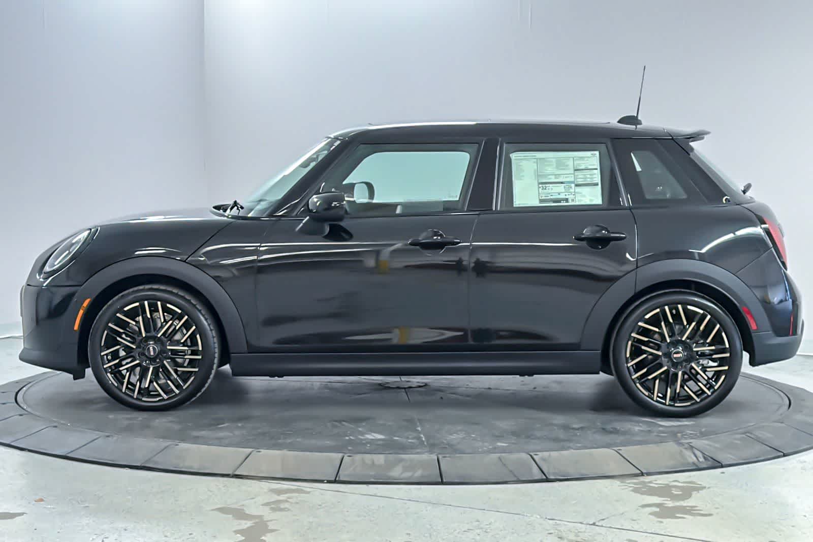 Thumbnail: 2026 MINI Cooper Hardtop - 5