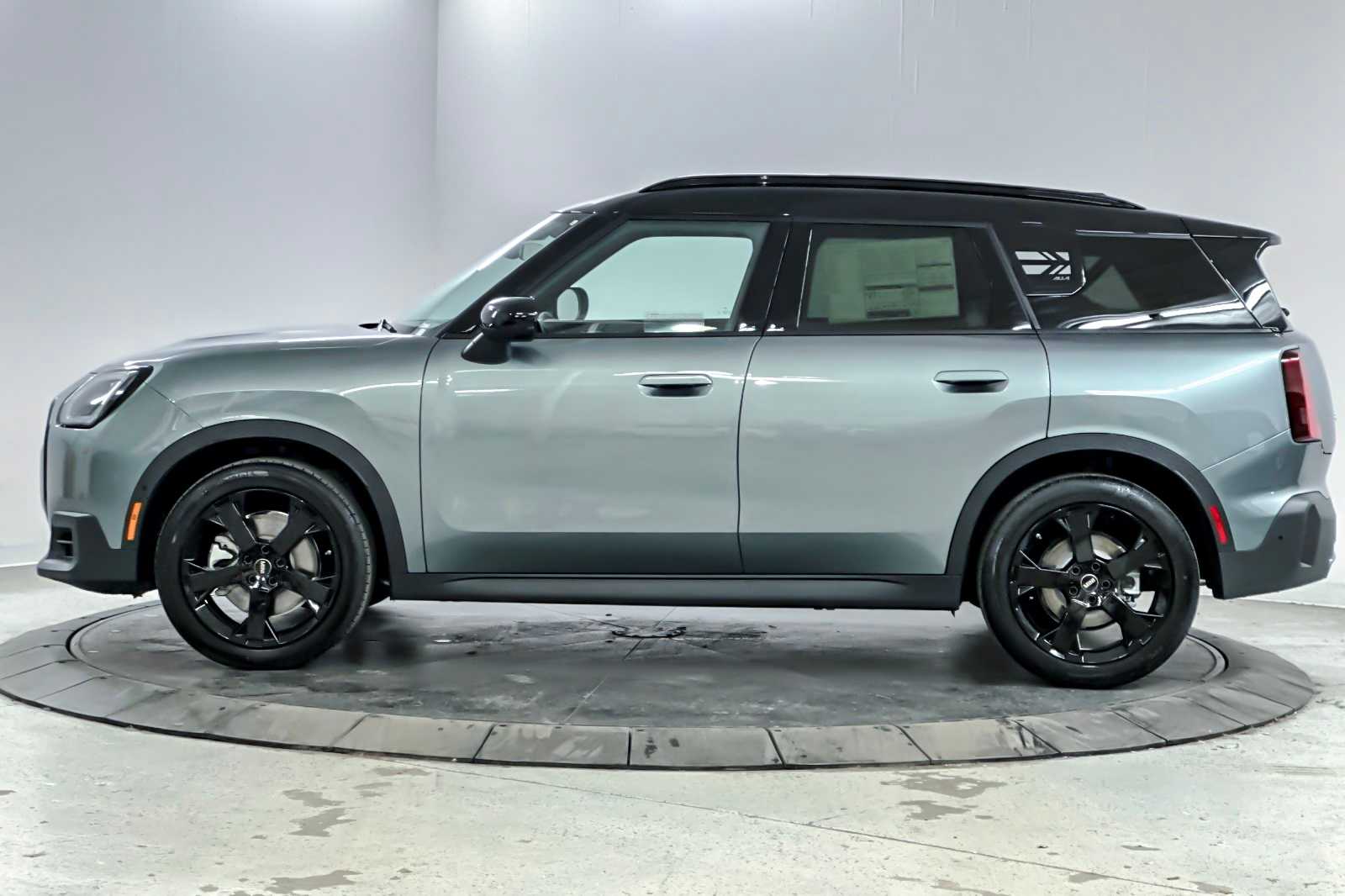 Thumbnail: 2026 MINI Cooper Countryman - 5