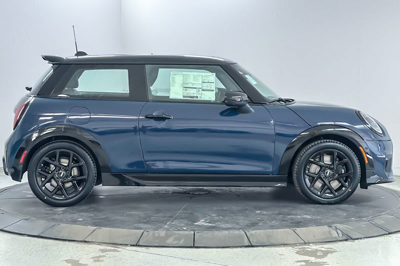 Thumbnail: 2026 MINI Cooper Hardtop - 8