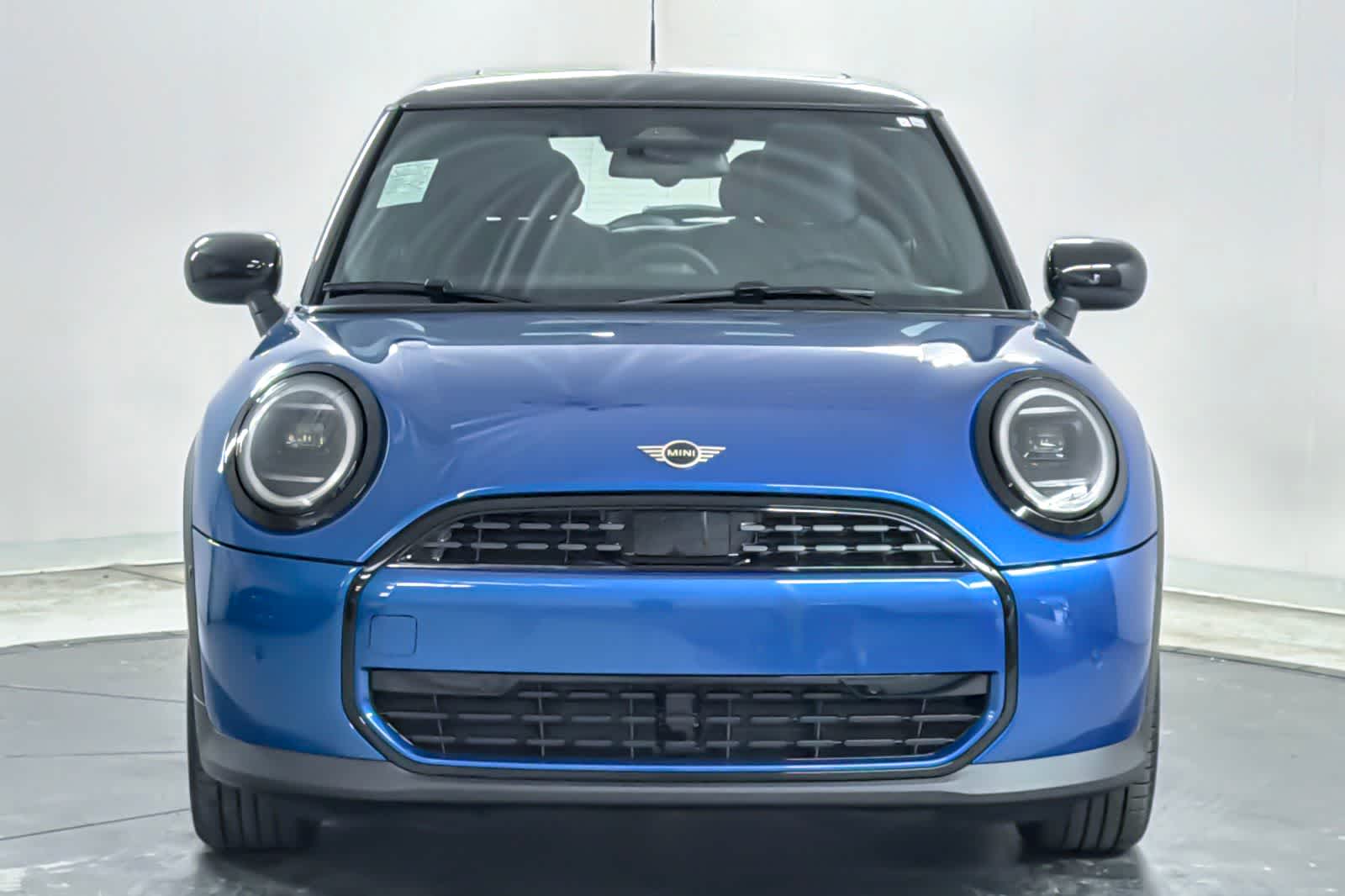 Thumbnail: 2026 MINI Cooper Hardtop - 10