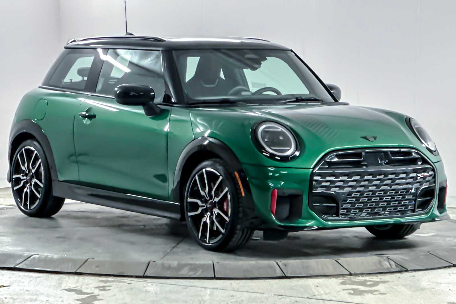 Thumbnail: 2026 MINI Cooper Hardtop - 9