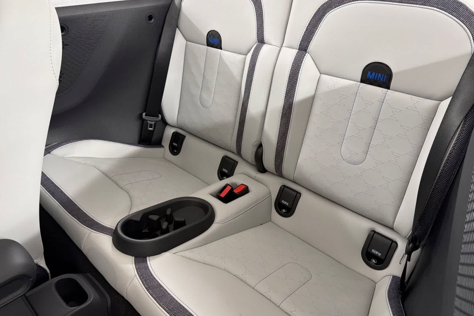 Thumbnail: 2026 MINI Cooper Convertible - 4