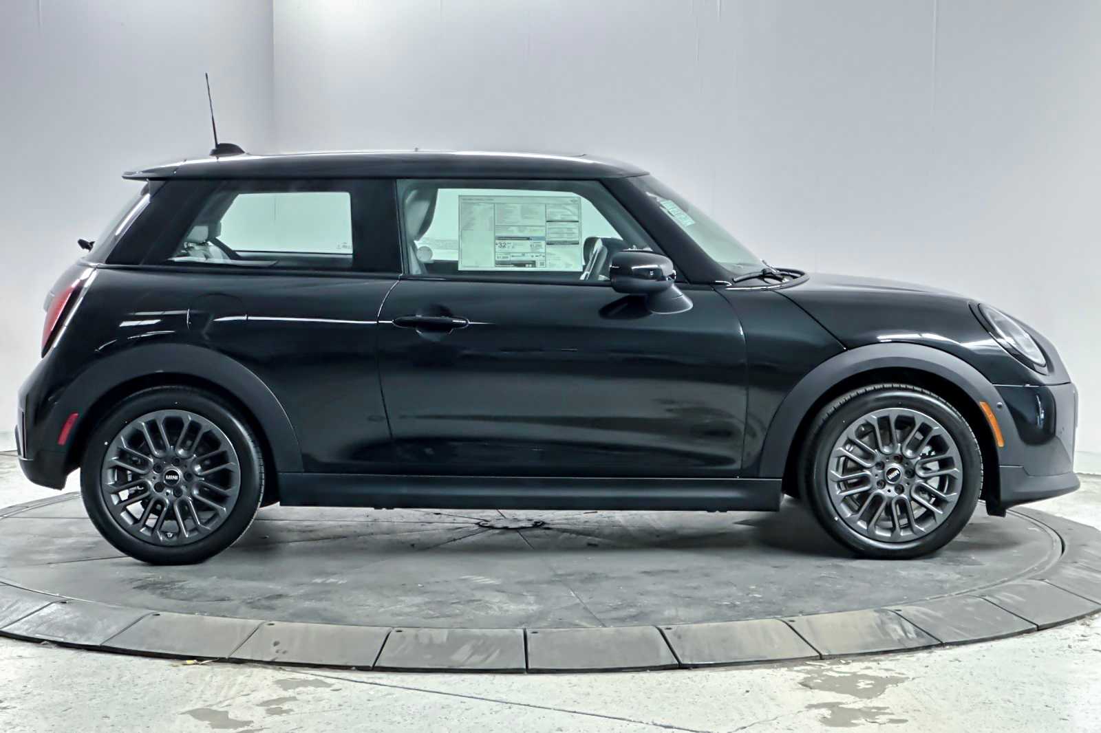 Thumbnail: 2026 MINI Cooper Hardtop - 8