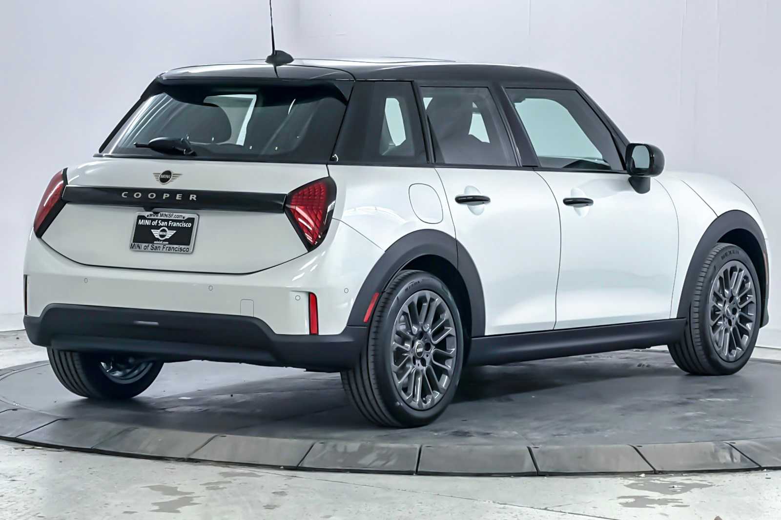 Thumbnail: 2026 MINI Cooper Hardtop - 2