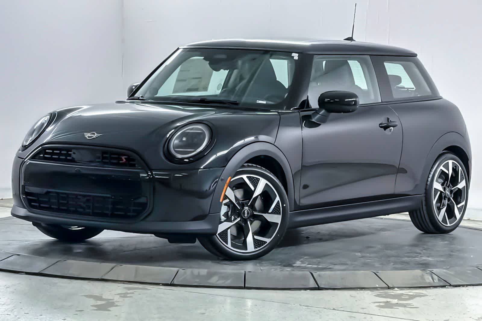 Thumbnail: 2026 MINI Cooper Hardtop - 1