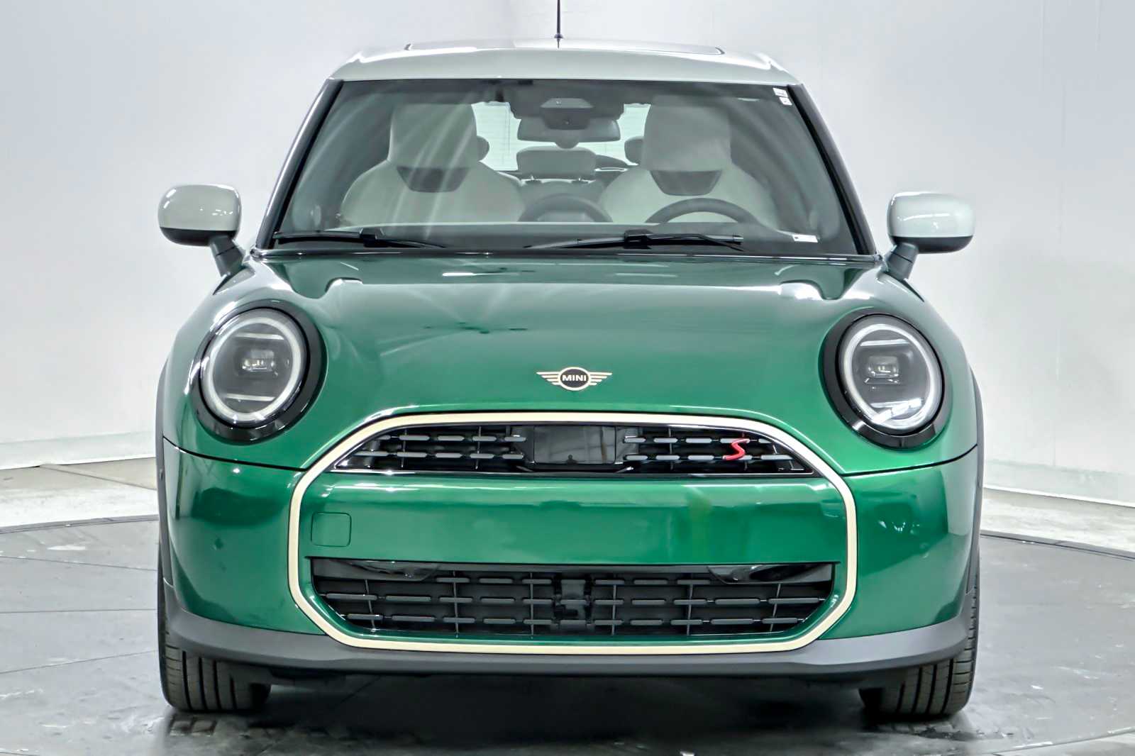 Thumbnail: 2026 MINI Cooper Hardtop - 10