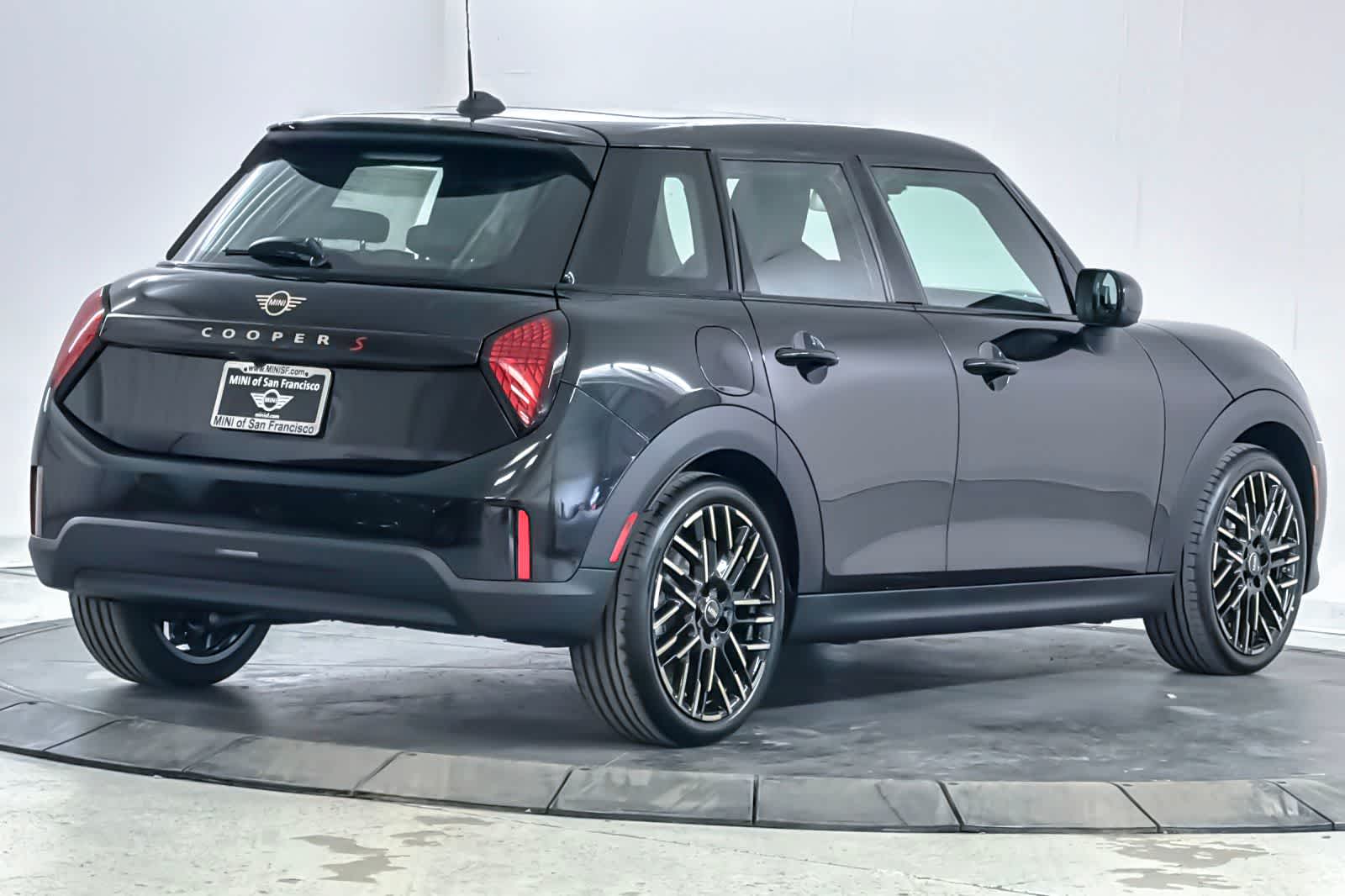 Thumbnail: 2026 MINI Cooper Hardtop - 2