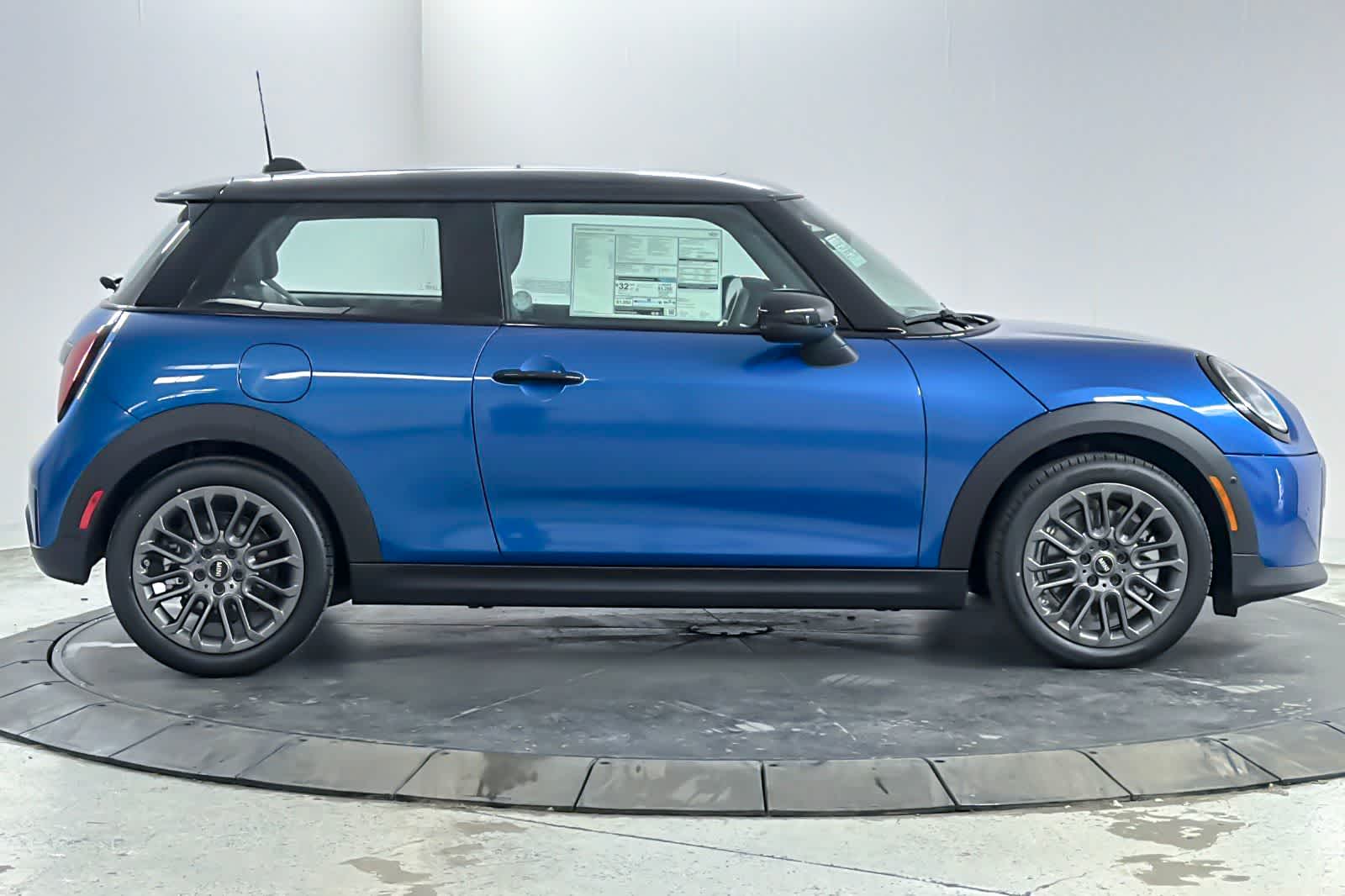 Thumbnail: 2026 MINI Cooper Hardtop - 8