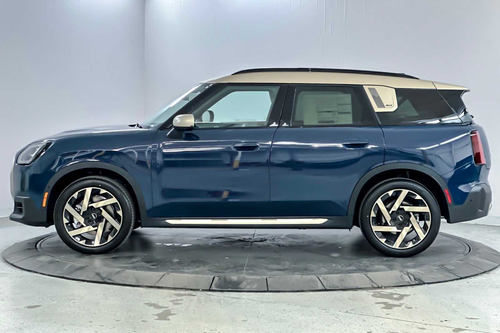 Thumbnail: 2026 MINI Cooper Countryman - 5